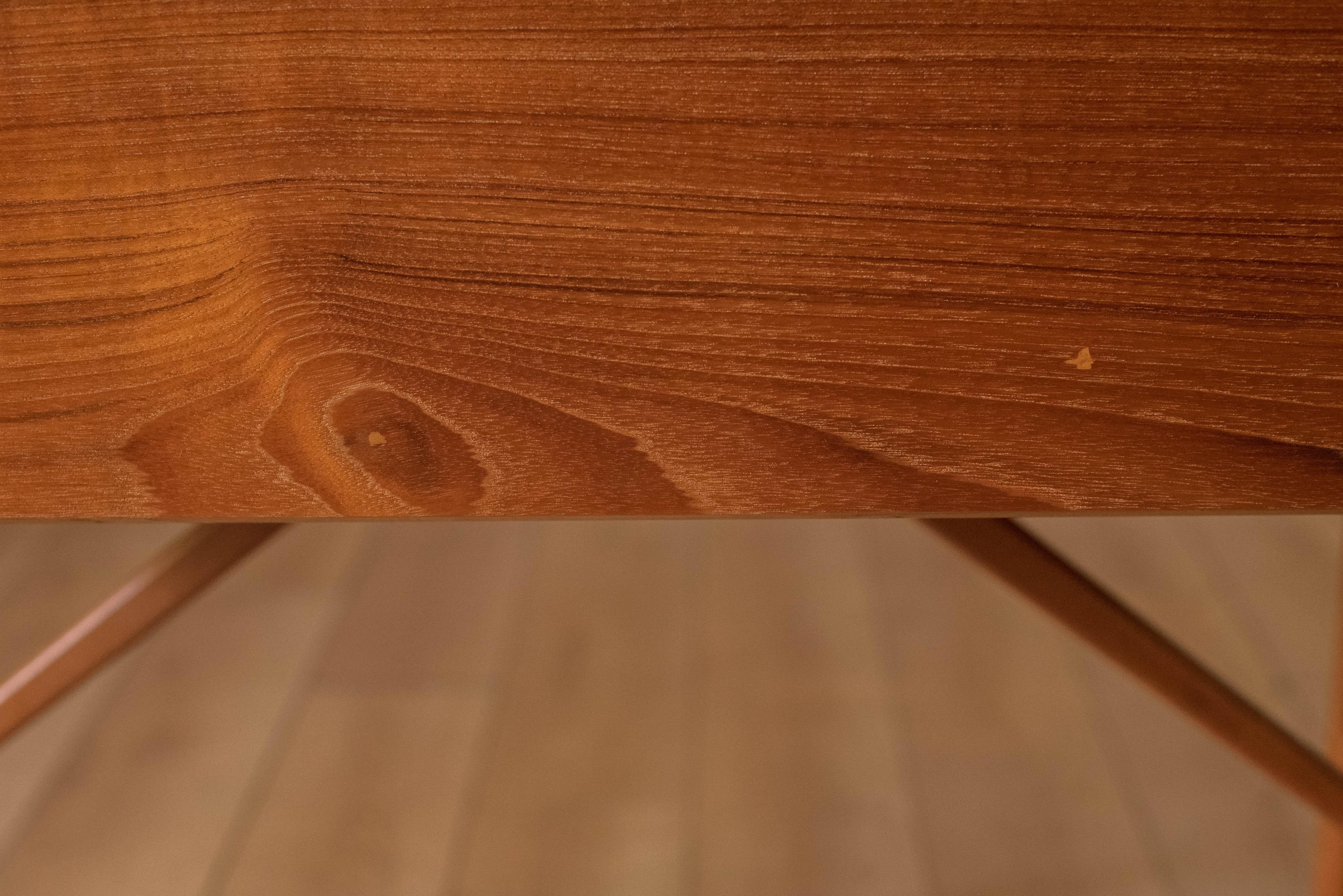 Scrivania in teak di metà secolo di Arne Wahl Iversen per Vinde Møbelfabrik in vendita 5