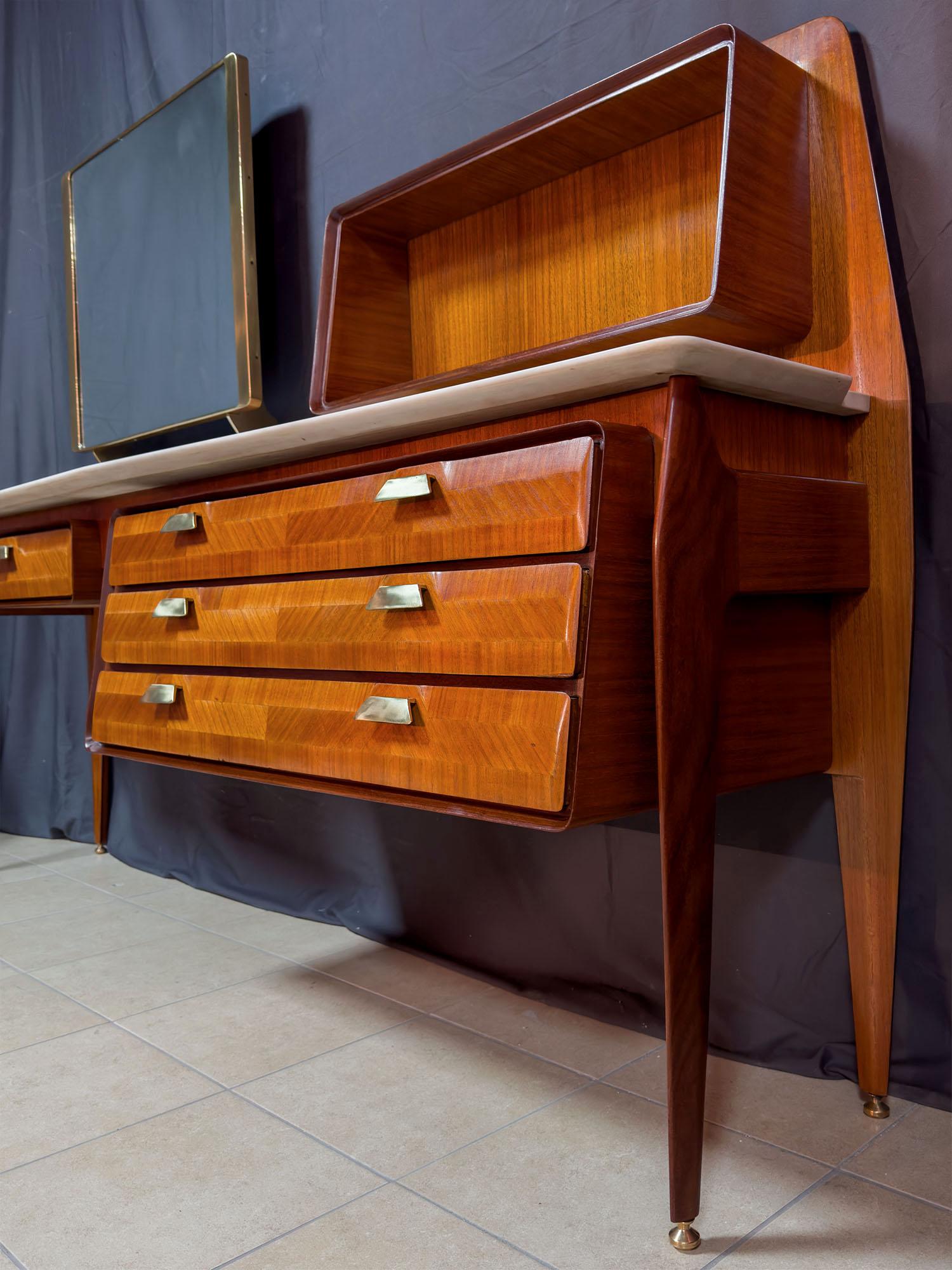 Mid-Century Teakwood Sideboard or Dresser by La Permanente Mobili Cantù, 1950s For Sale 3