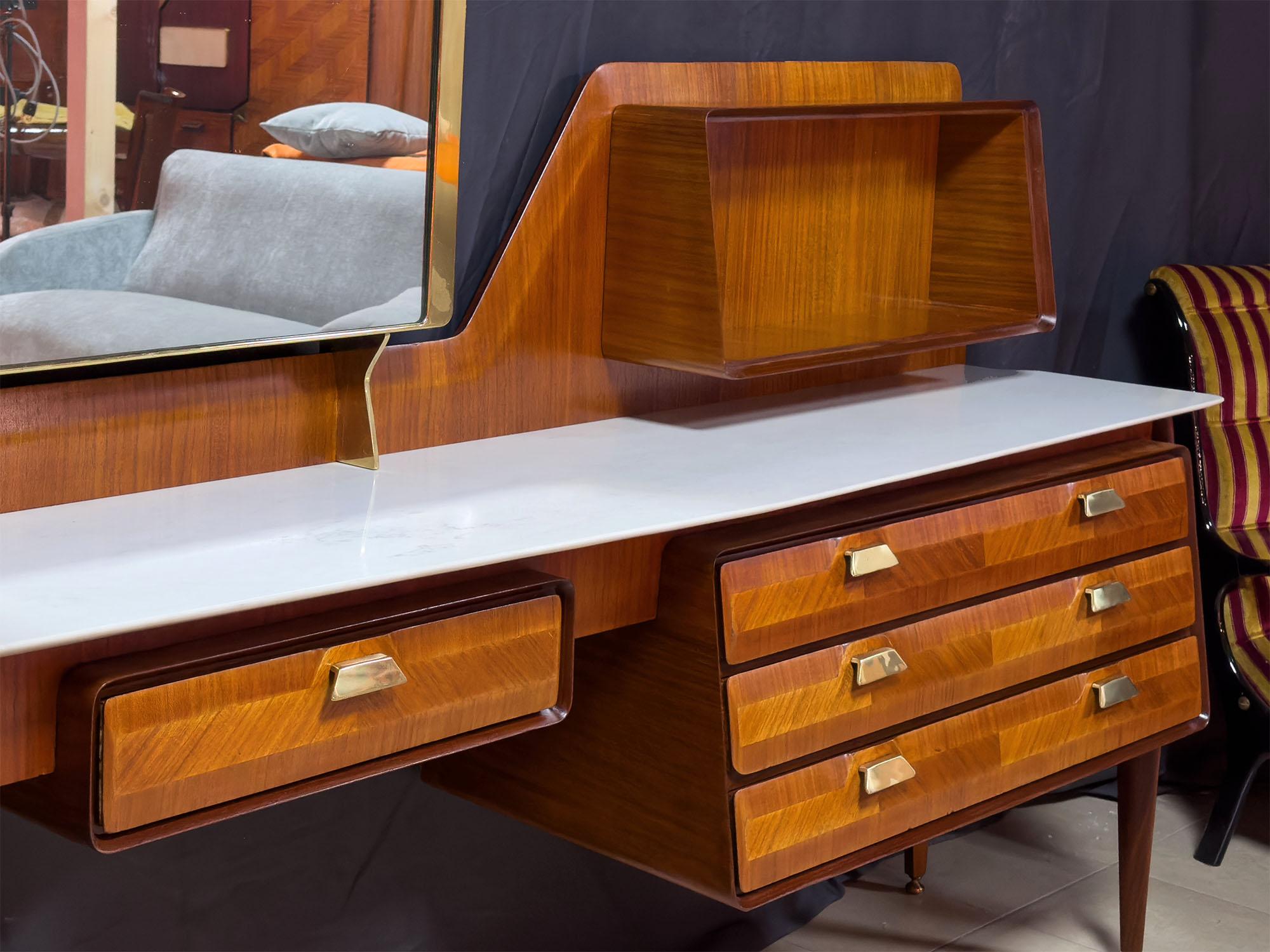 Mid-Century Teakwood Sideboard or Dresser by La Permanente Mobili Cantù, 1950s For Sale 9