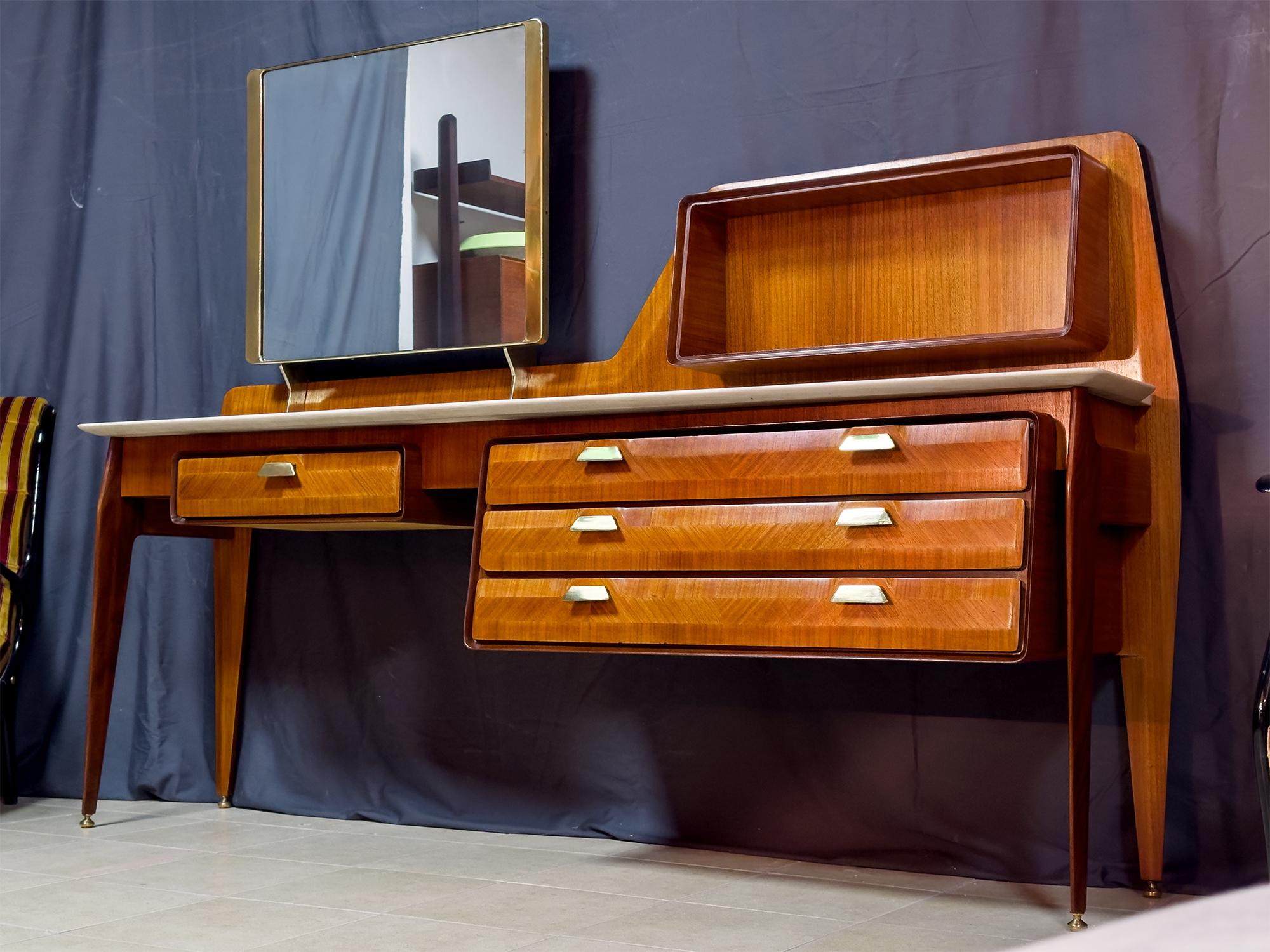 Mid-Century Teakwood Sideboard or Dresser by La Permanente Mobili Cantù, 1950s For Sale 2
