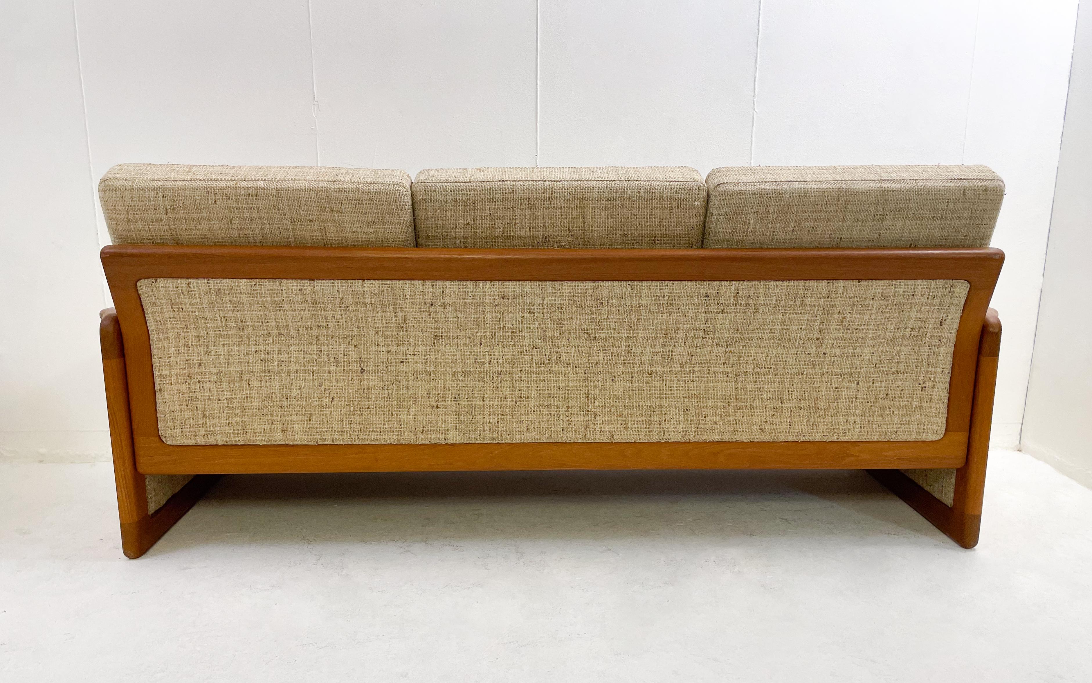 Mid-Century Teck and Beige Wool Cushions Sofa by Dyrlund, 1960s For Sale 4
