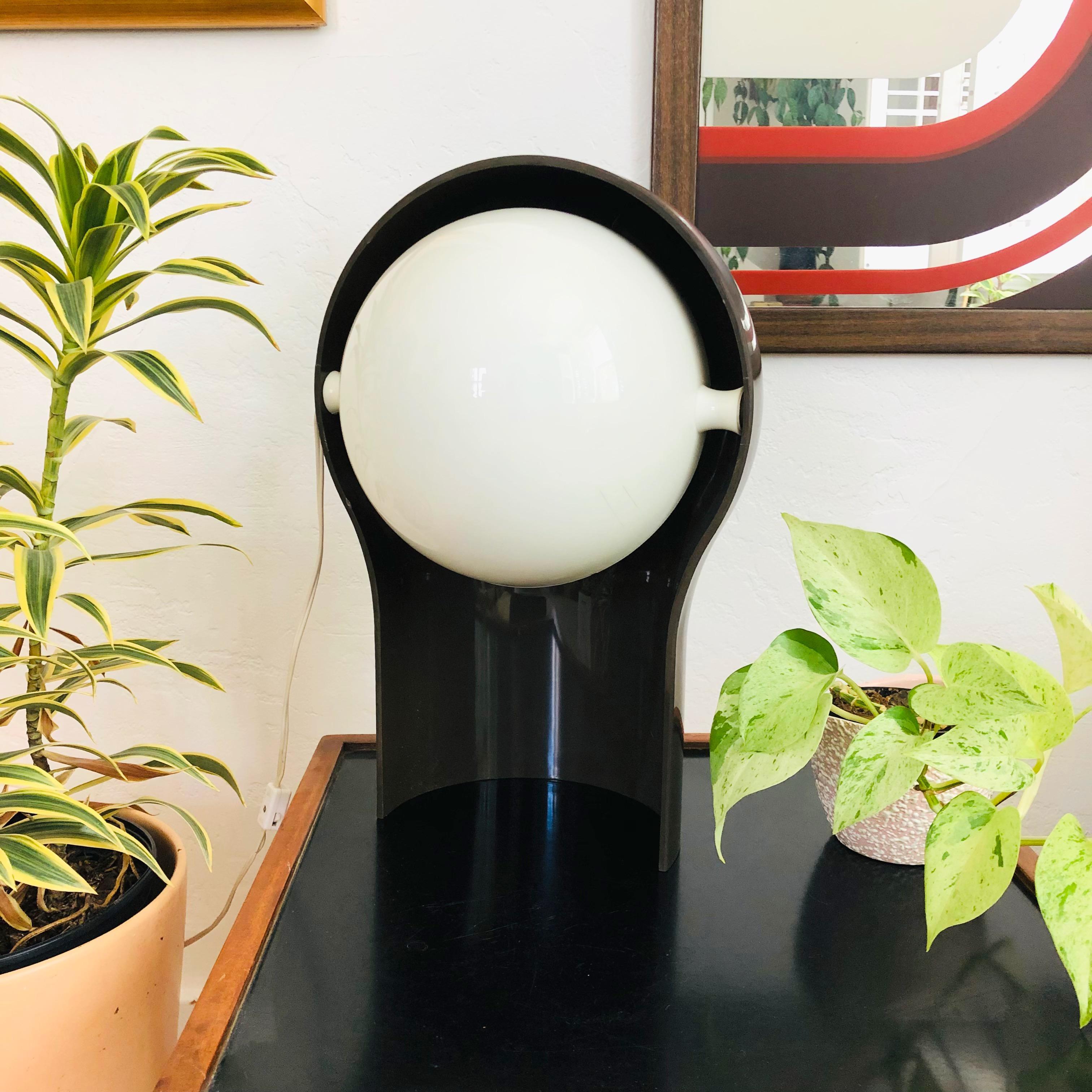 Mid Century Telegono Lamp by Vico Magistretti for Artemide 4