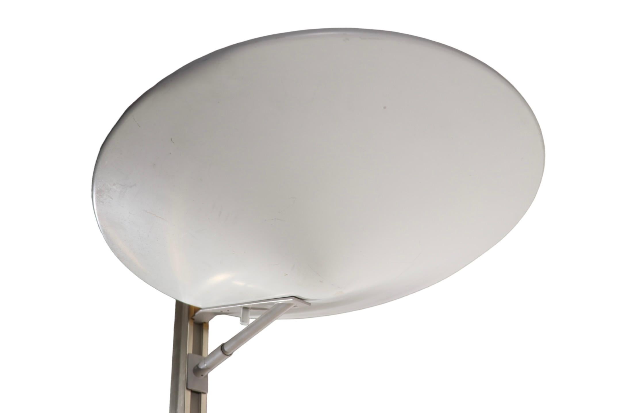 Lámpara de pie de tensión Lytespan de mediados de siglo Por Thurston para Lightolier c 1950/1960's en venta 6