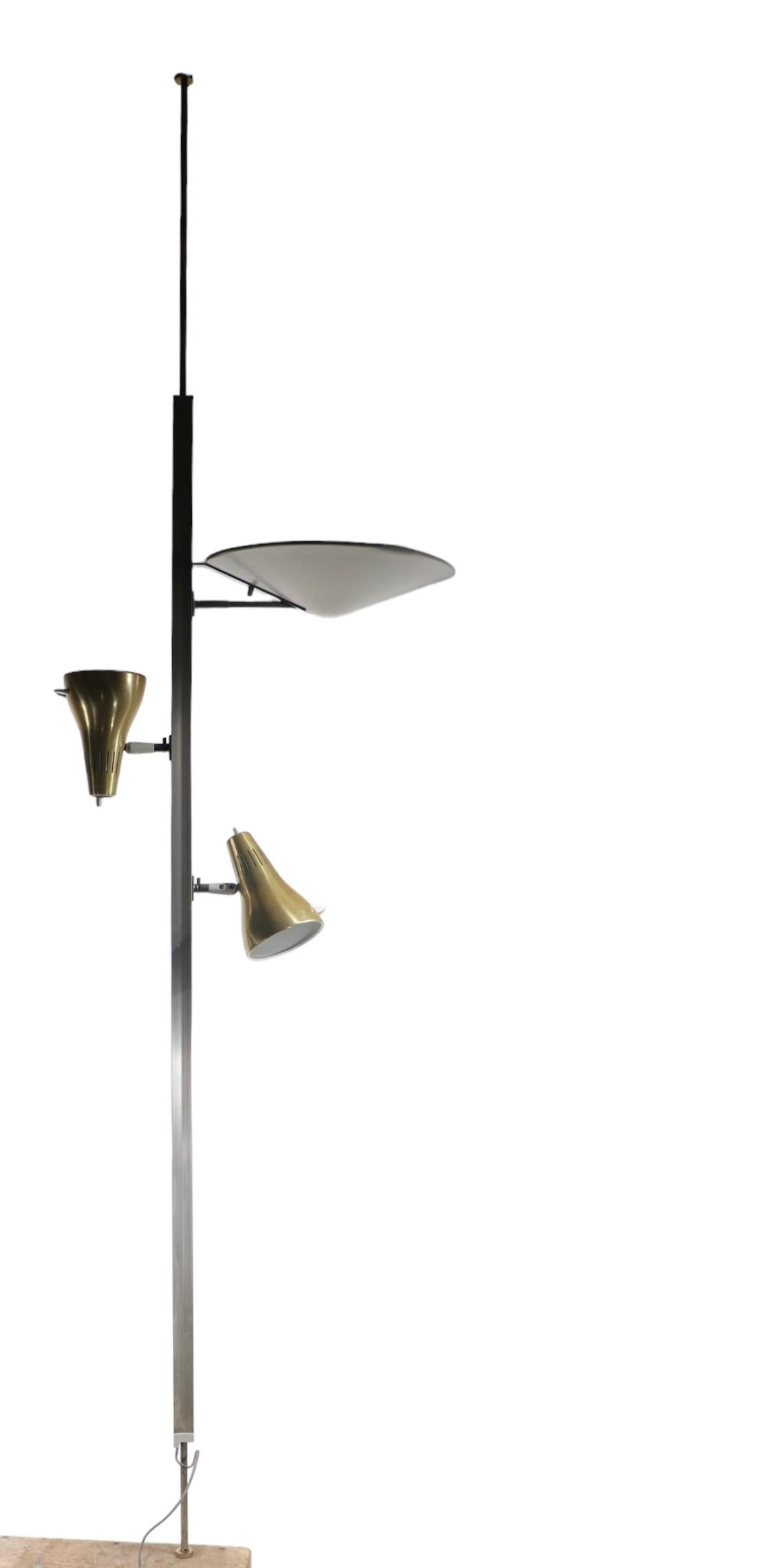 Lytespan Tension-Stehlampe aus der Mitte des Jahrhunderts von Thurston für Lightolier, 1950/1960er Jahre im Zustand „Gut“ im Angebot in New York, NY