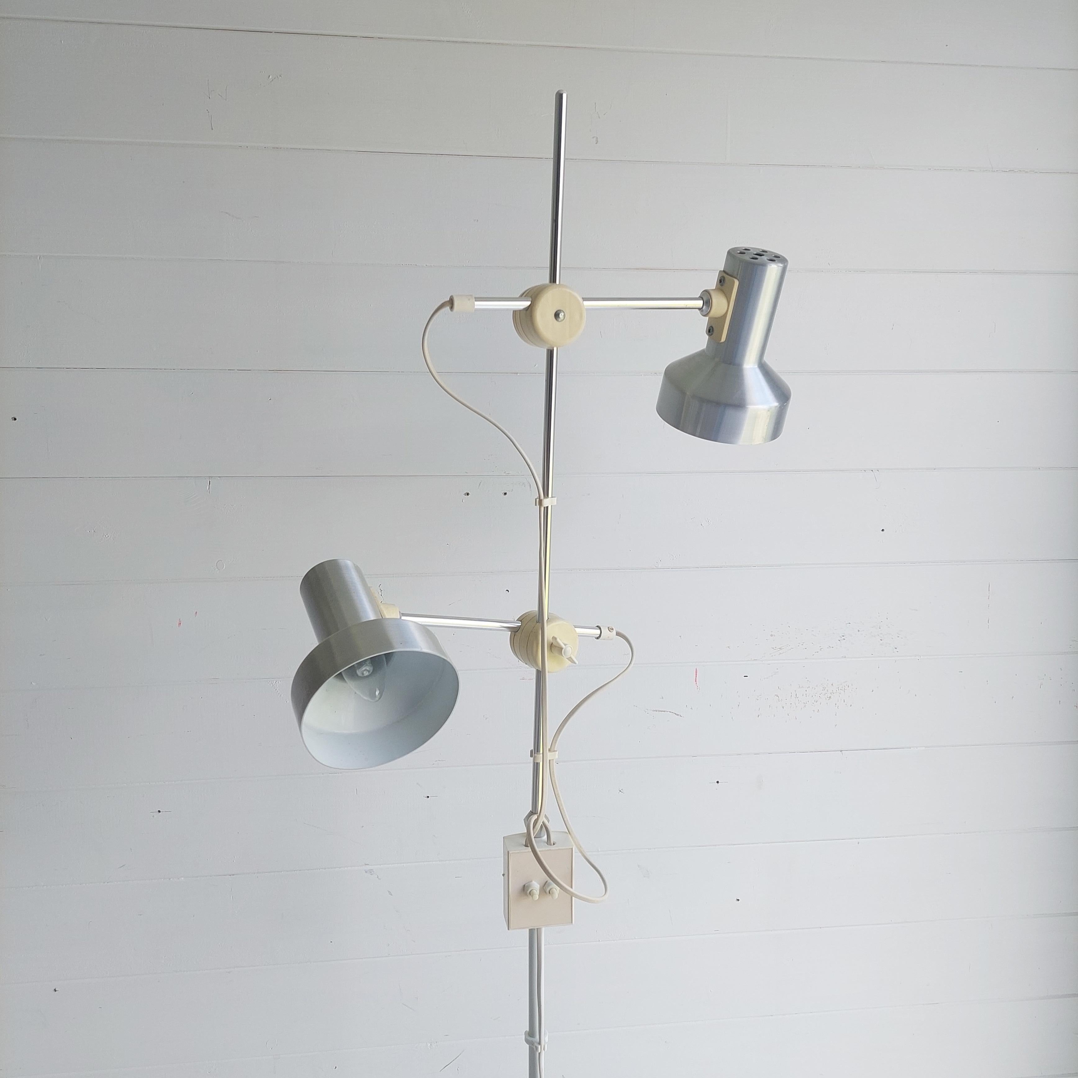 Mid century Terence Conran Floor lamp adjustable Maclamp for Habitat 1970s In Good Condition For Sale In Leamington Spa, GB