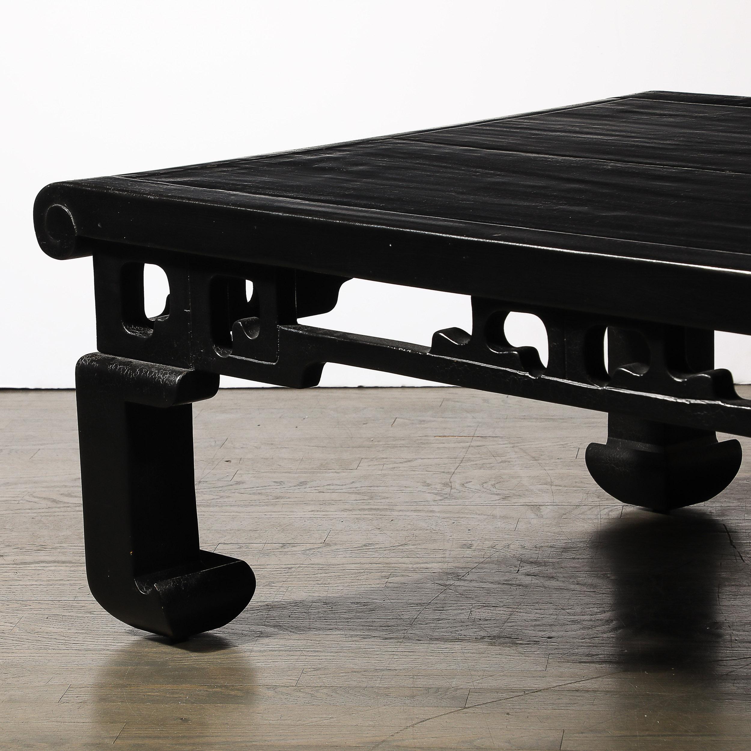 Mid-Century Textural Ebonized Walnut Cocktail Table w/ Eastern Sculptural Motif Excellent état - En vente à New York, NY