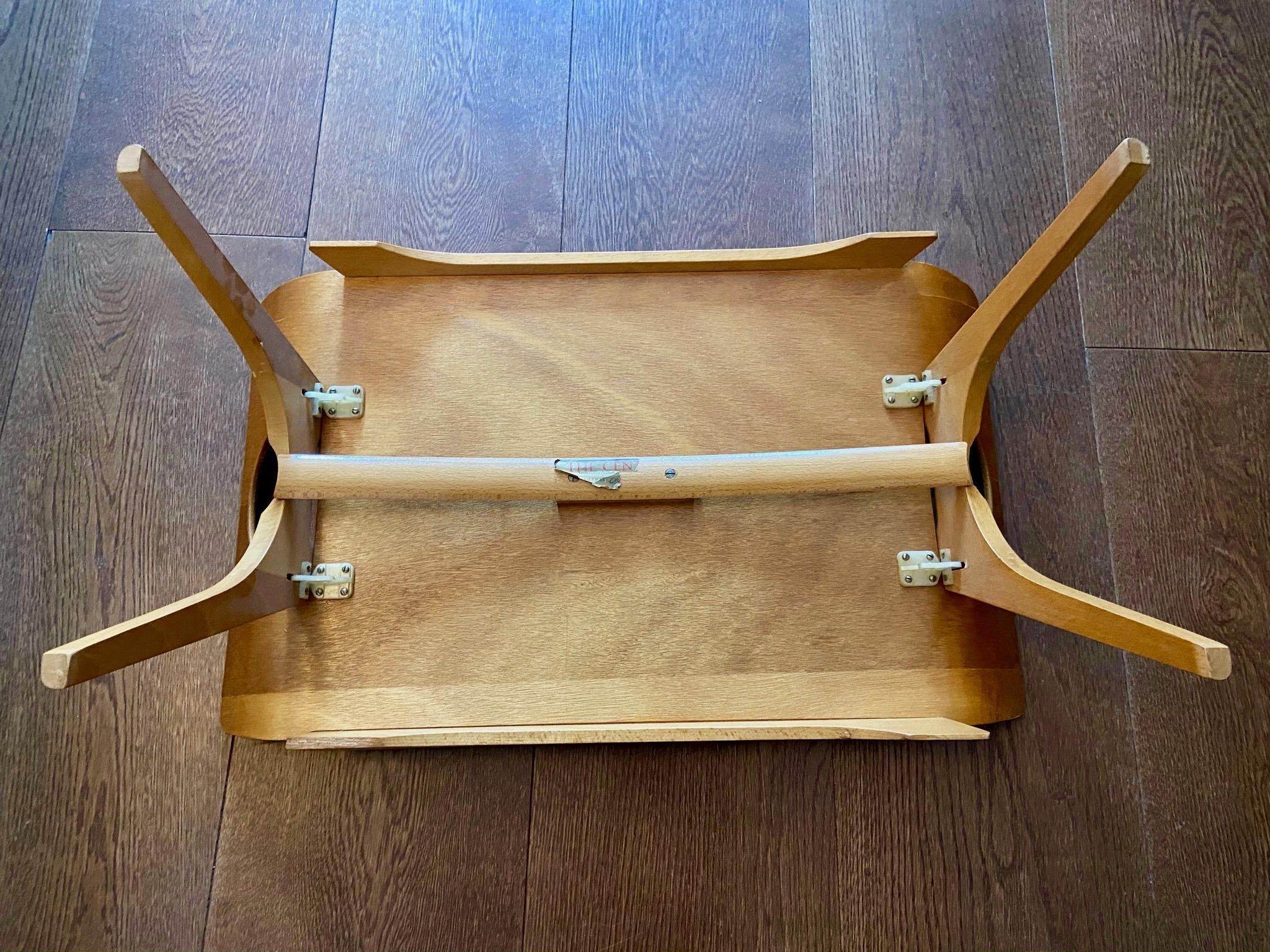 Mid Century the Centurion Bed Tray from the 50s' by Paragon In Good Condition In London, GB