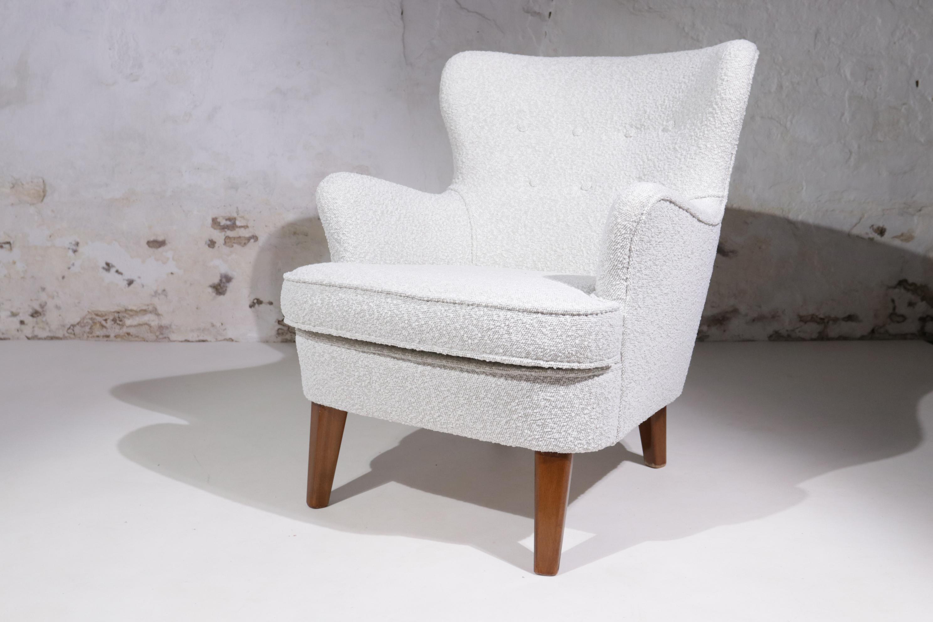 Mid-Century Theo Ruth Artifort 1950s Boucle Armchair / Lounge Chair 8