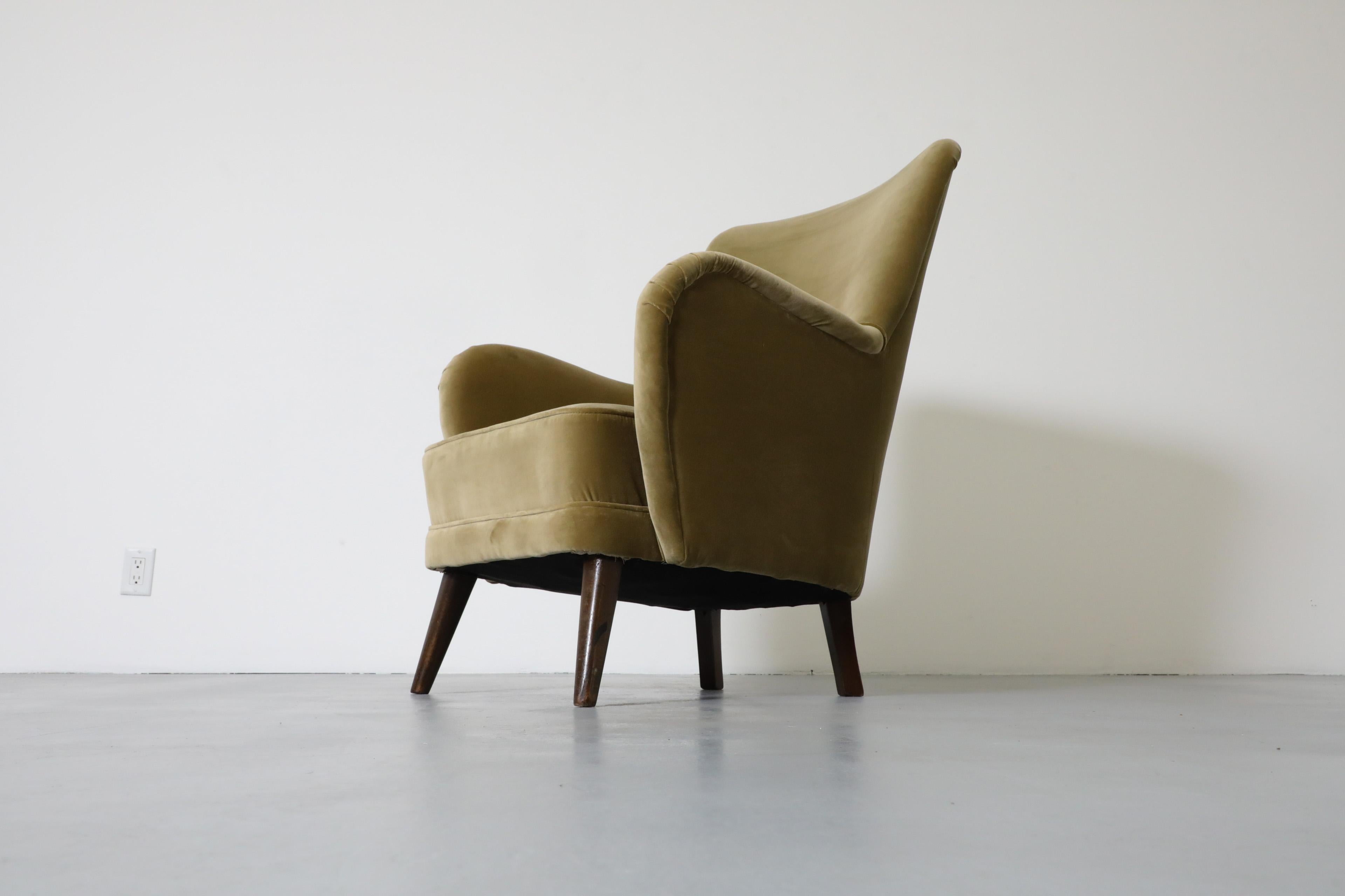 Mid-Century Theo Ruth Velvet Leaf Green Lounge Chair 3