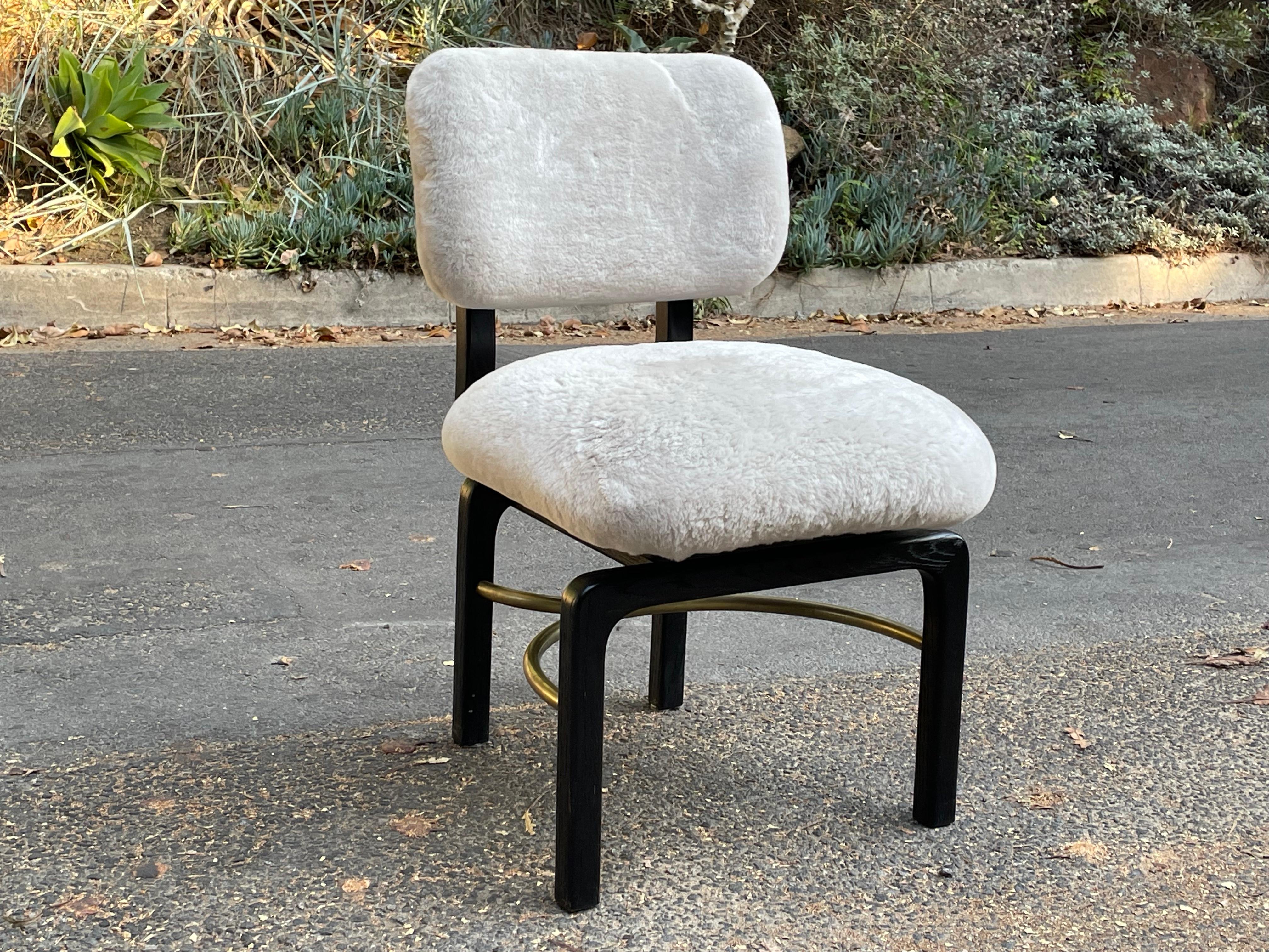 Contemporary Mid-Century Thomas Hayes Swivel Chair For Sale