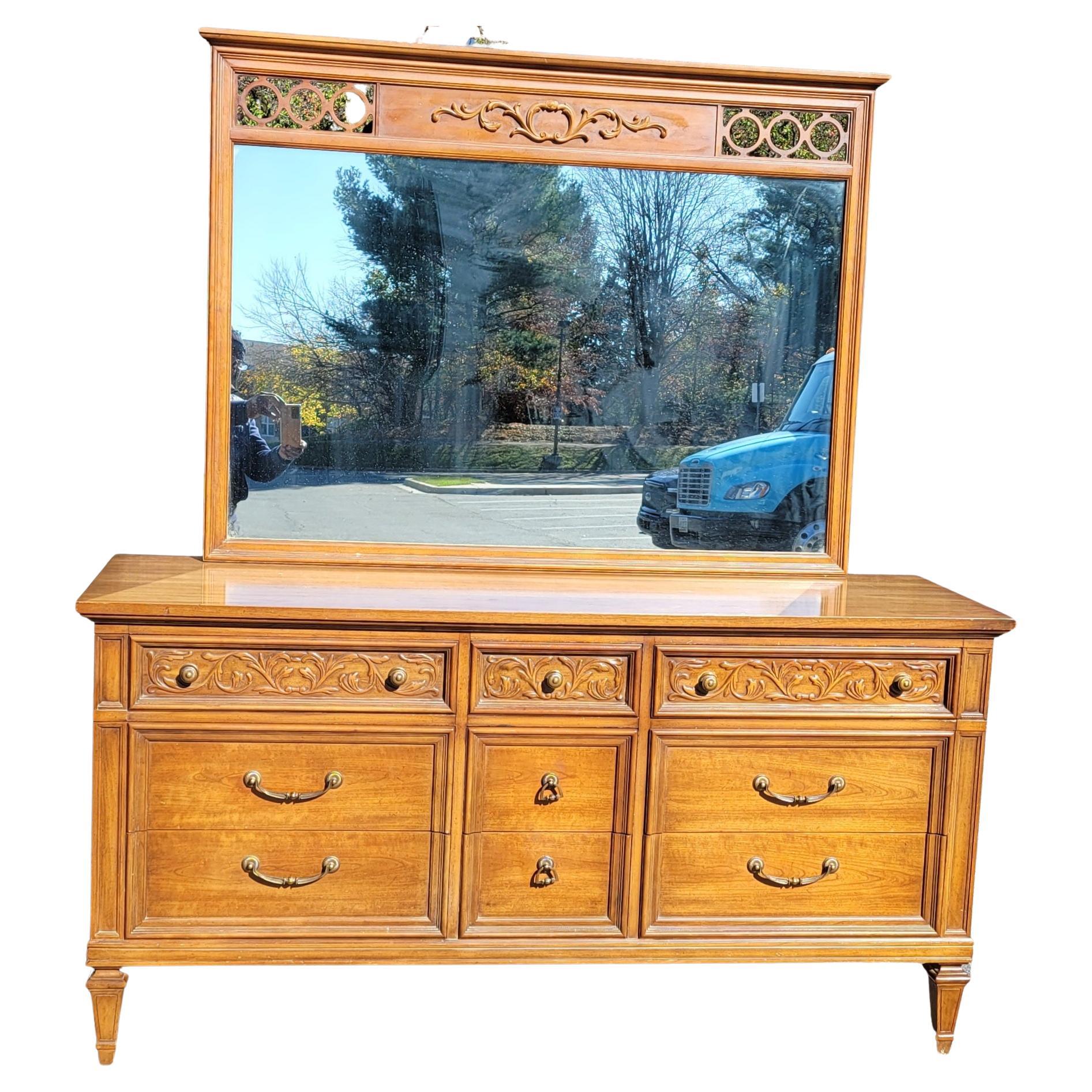Mid-Century Thomasville Neoclassical French Style Fruitwood Triple Dresser In Good Condition In Germantown, MD