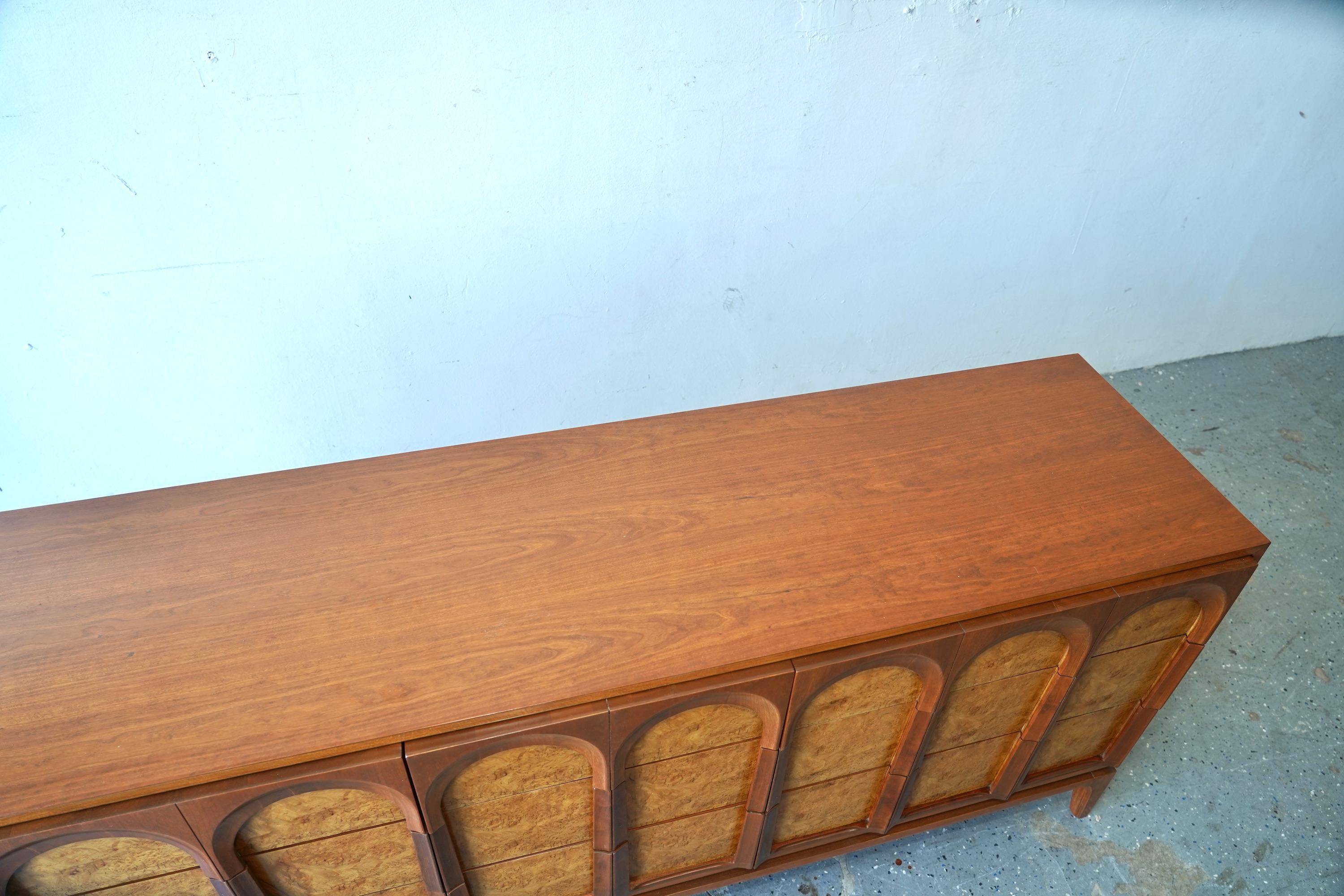 Mid Century  Thomasville Sculptural Dresser Walnut & Olive Burl wood 1