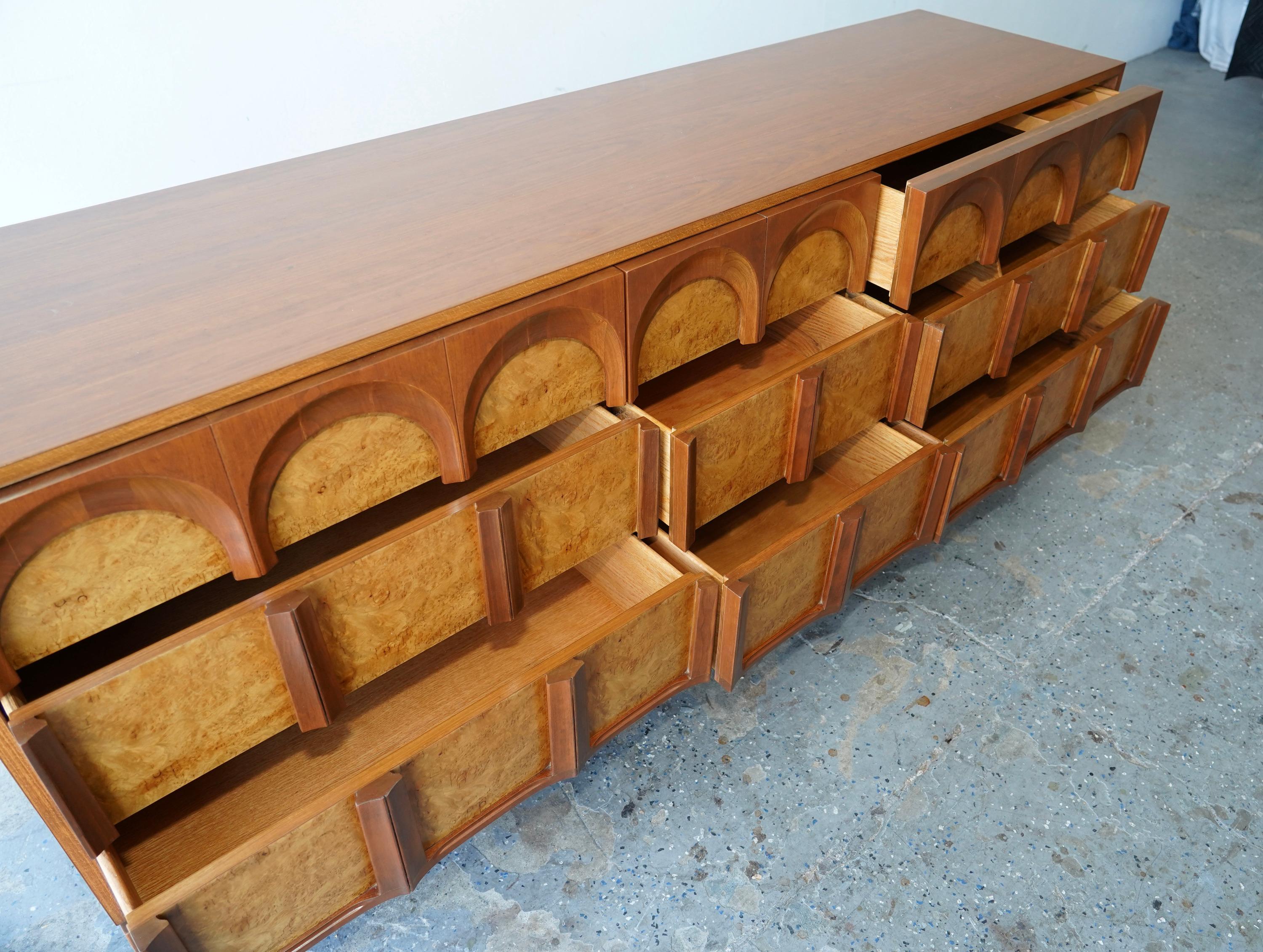 Mid Century  Thomasville Sculptural Dresser Walnut & Olive Burl wood 2