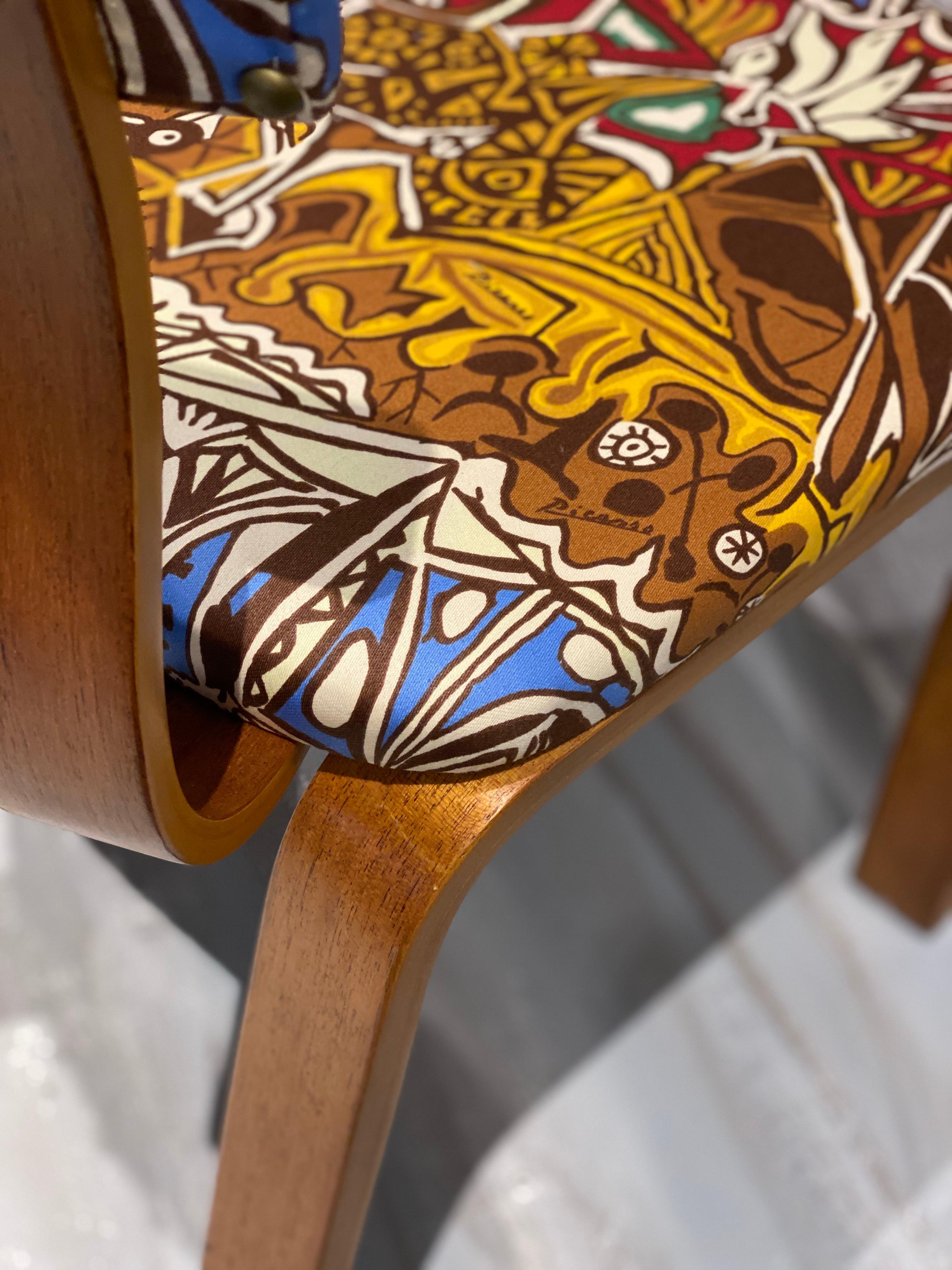 Midcentury Thonet Bentwood Side Chairs with Pablo Picasso LTD Edition Fabric For Sale 4