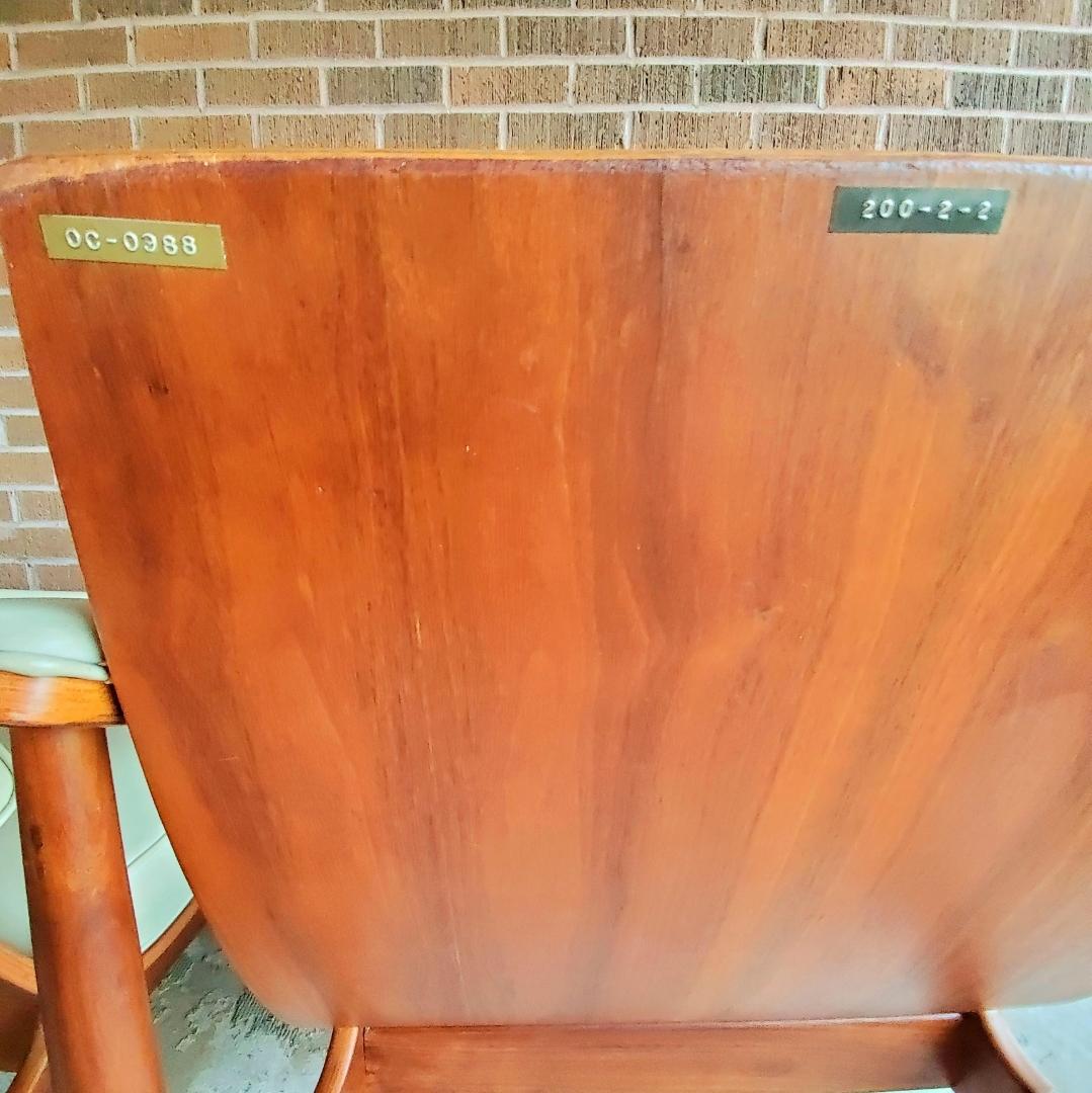Paire de fauteuils danois en bois courbé Thonet du milieu du siècle dernier en vente 3