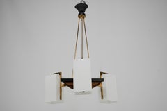Mid-century three arms chandelier by Stilnovo. Italy 1950s
