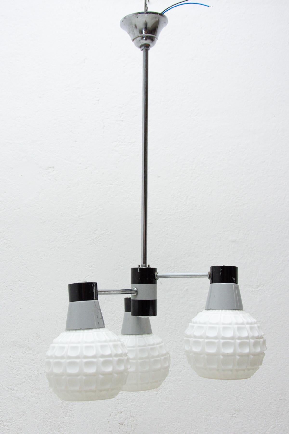 Mid Century Three Arms Hanging Lamp, Czechoslovakia, 1960s For Sale 1