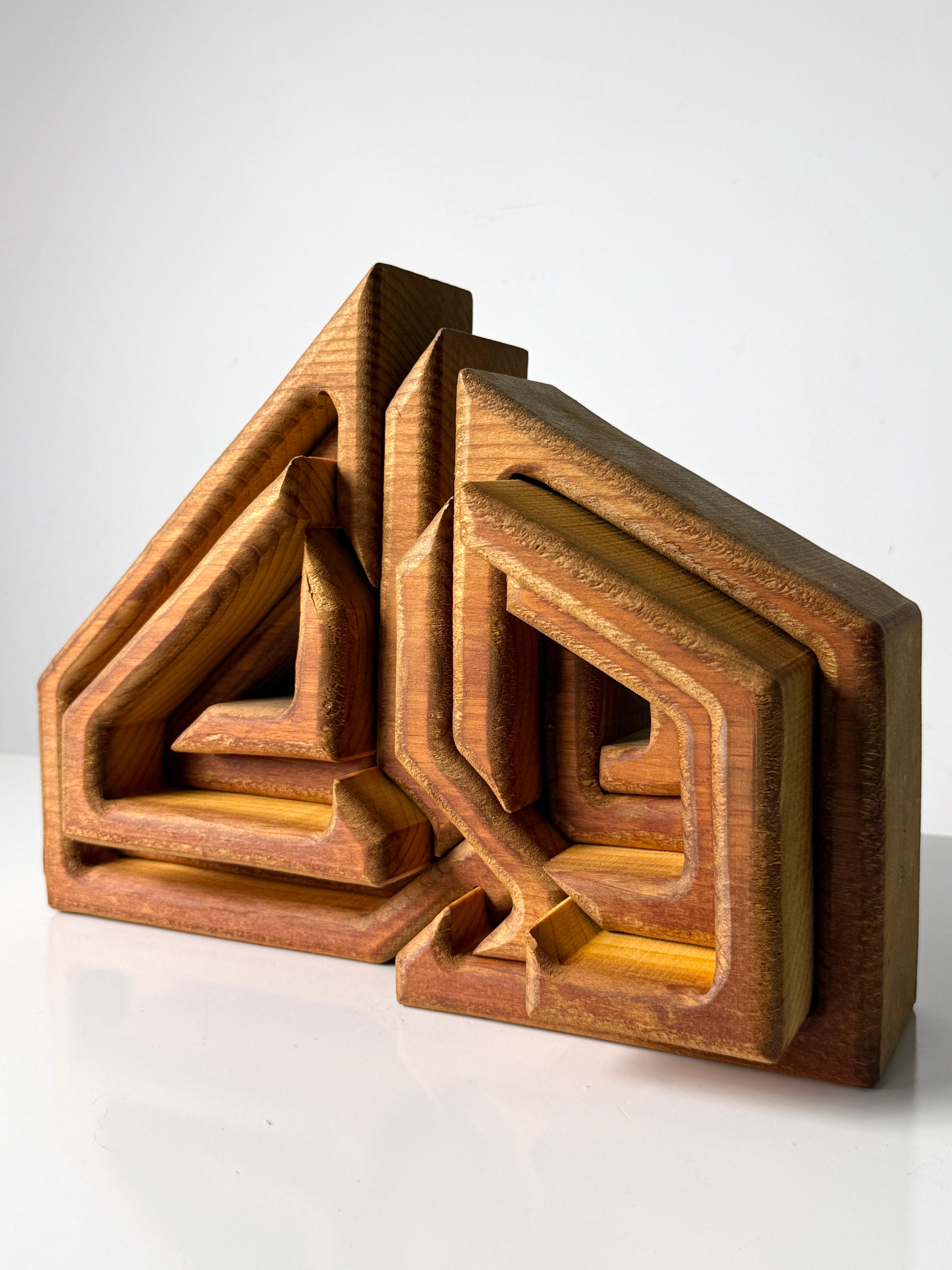 Mid Century Dreidimensionale Geometrische Holzpuzzle Skulptur Künstler signiert 1979 (20. Jahrhundert) im Angebot