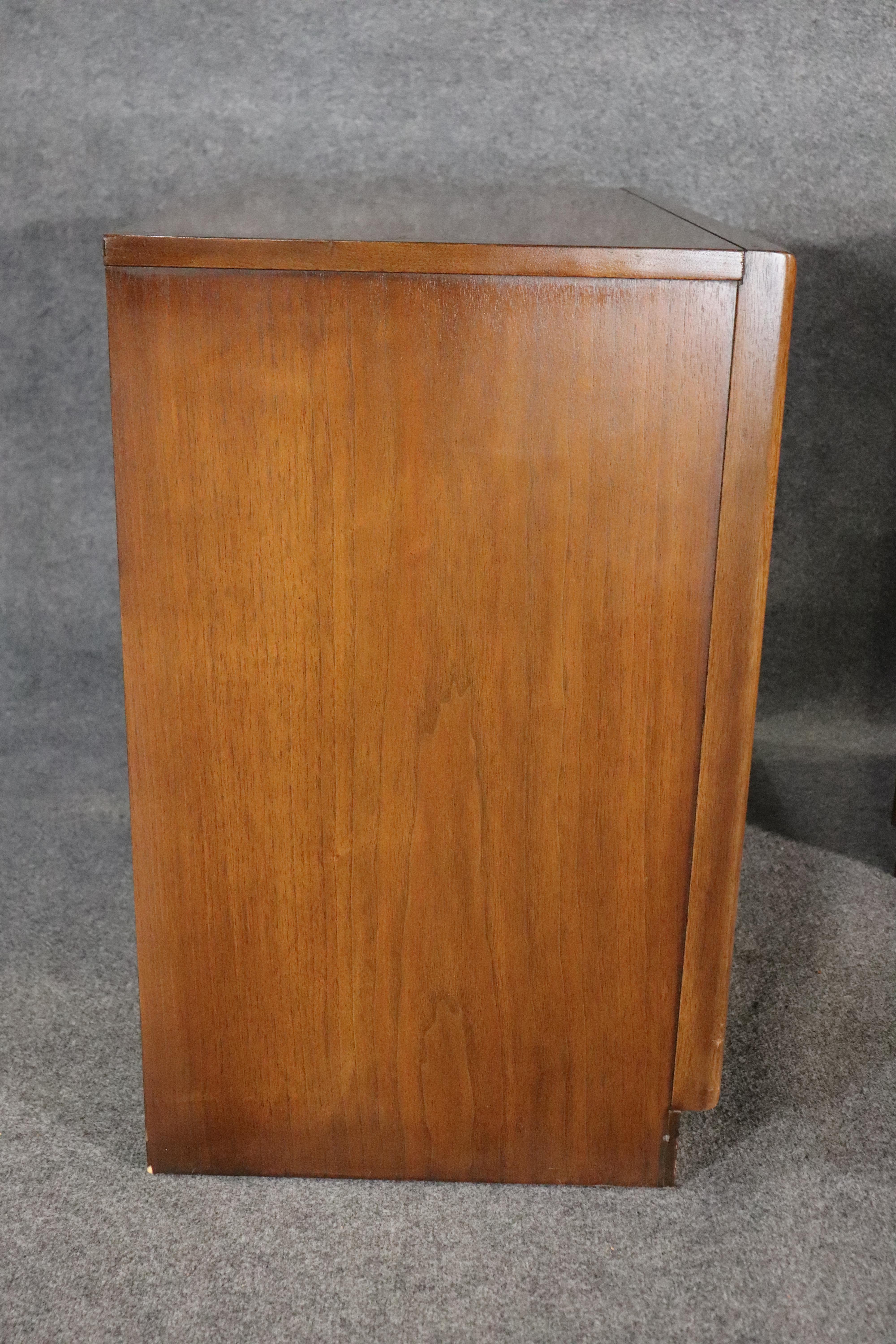 Mid-Century Modern Vintage Broyhill Emphasis Chests of Drawers For Sale