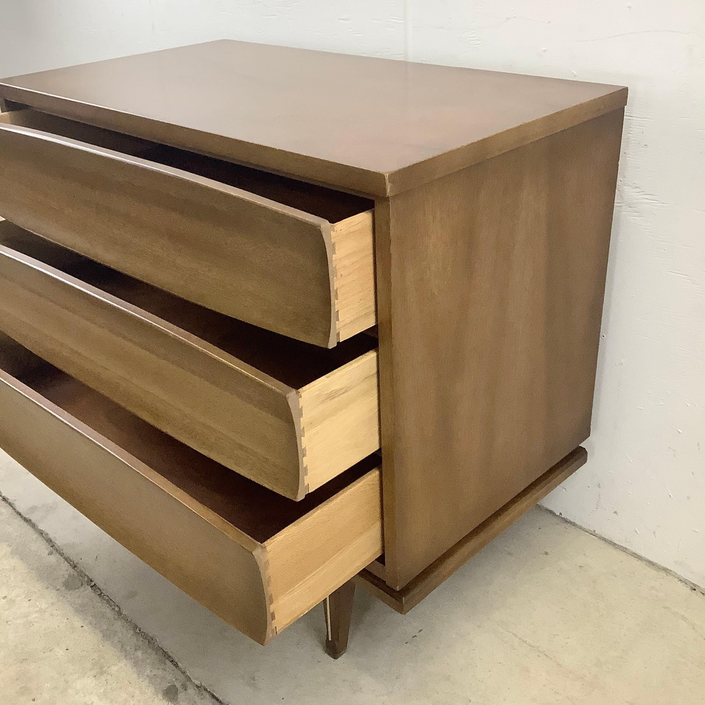 Mid-Century Three Drawer Concave Front Dresser 8