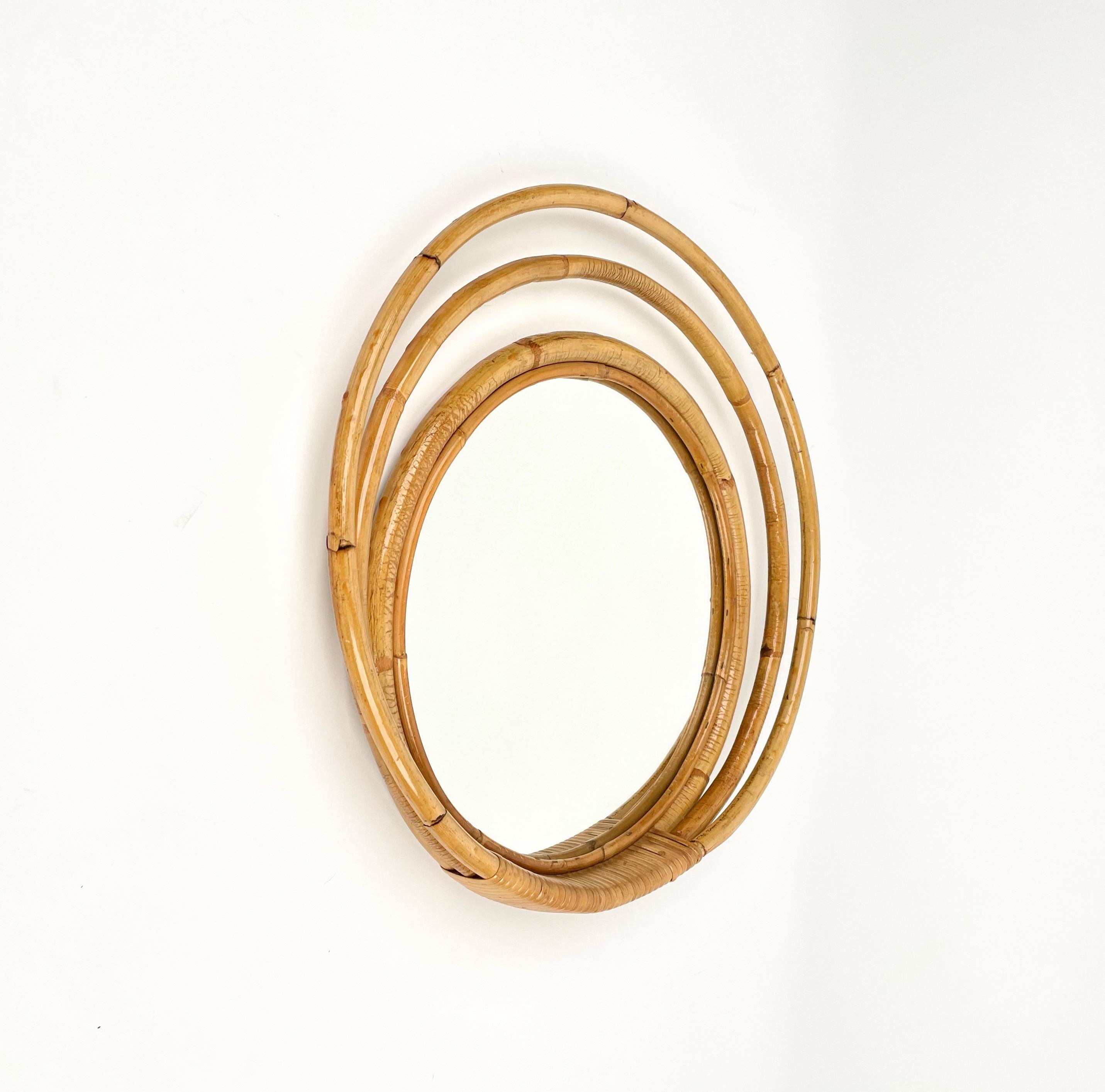 Mid-Century Three Level Round Bamboo & Rattan Wall Mirror, Italy 1960s In Good Condition For Sale In Rome, IT