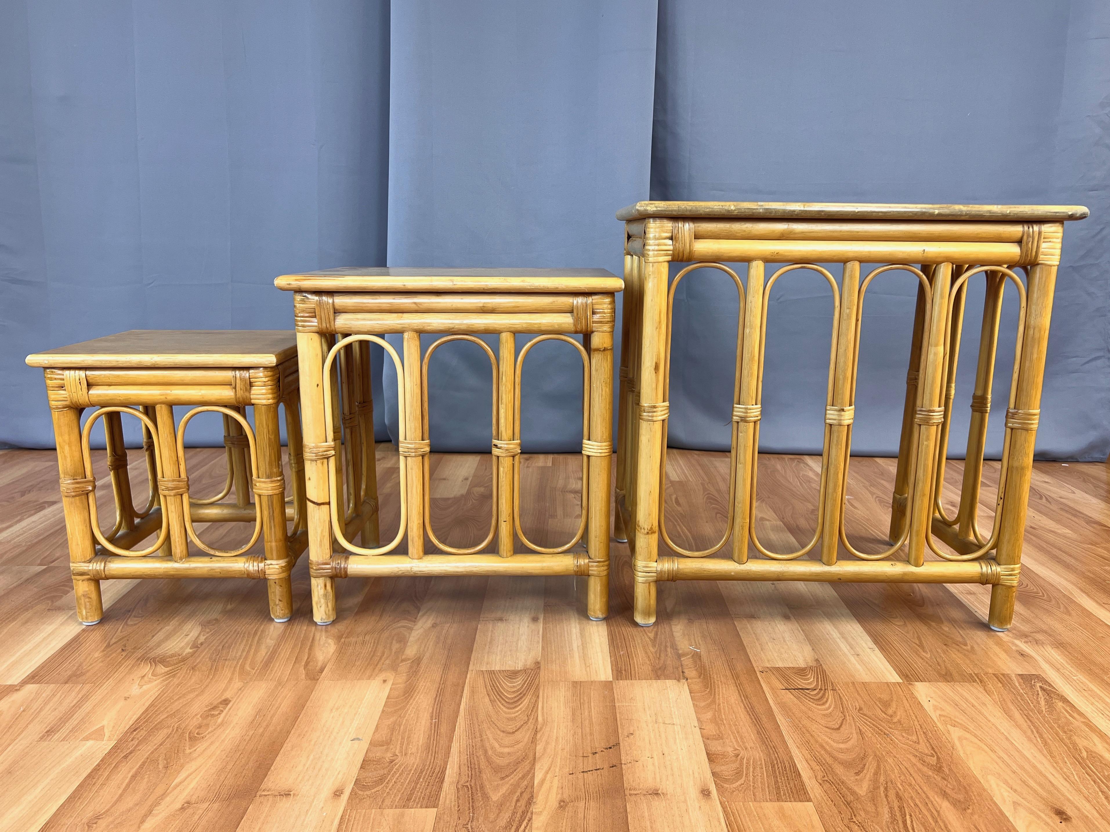 Milieu du XXe siècle Mid-Century Three-Piece Rattan Nesting Table Set, 1950s en vente