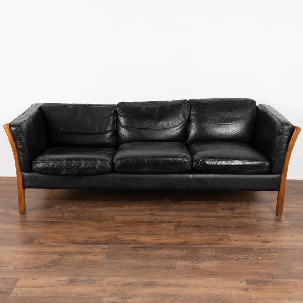 Mid-Century Modern Mid Century Three Seat Black Leather Sofa, Stouby of Denmark circa 1970 For Sale