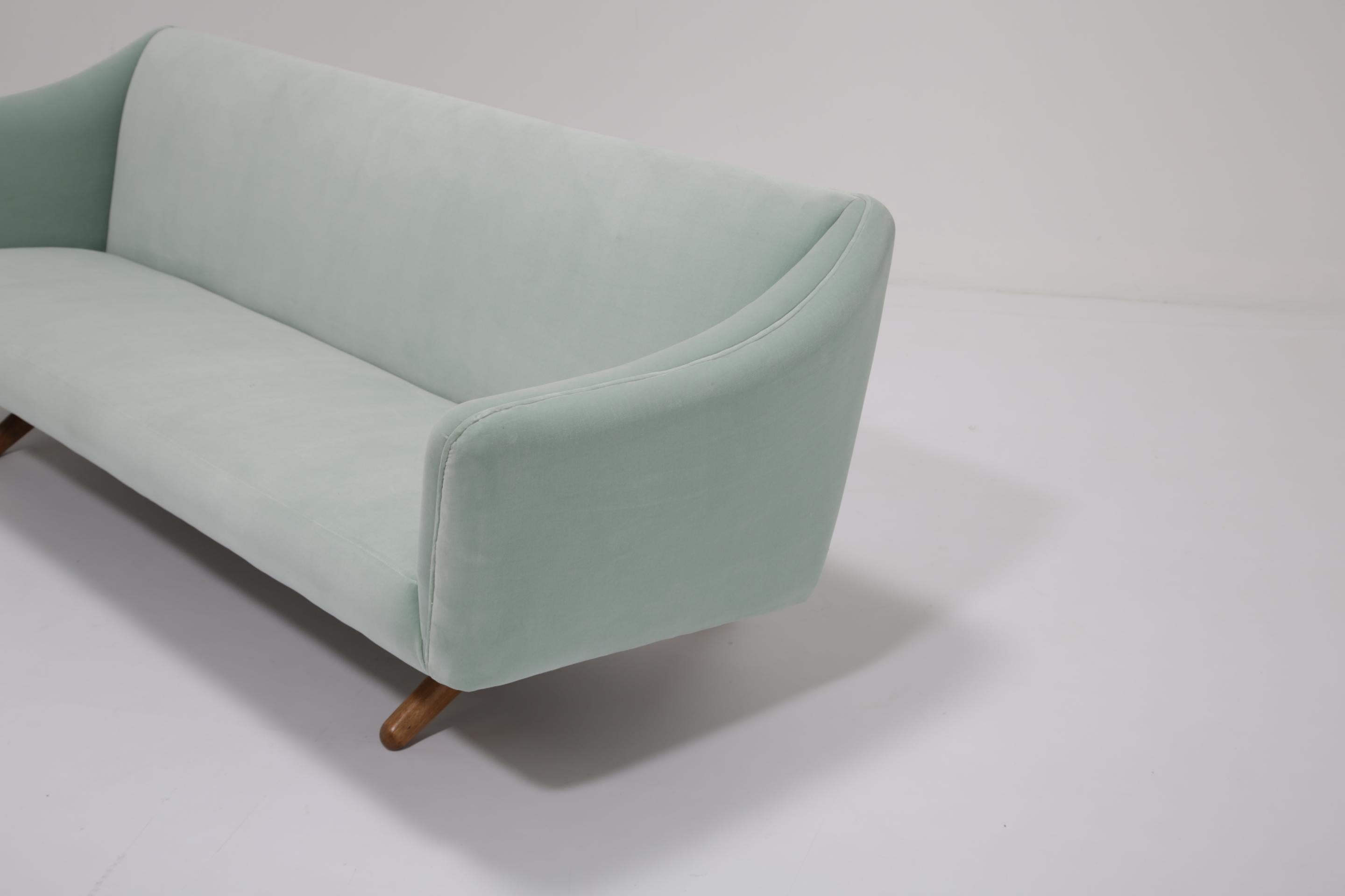Sofá de tres plazas de mediados de siglo Modelo ML-140 de Illum Wikkelsø para Laursen, década de 1960. siglo XX en venta