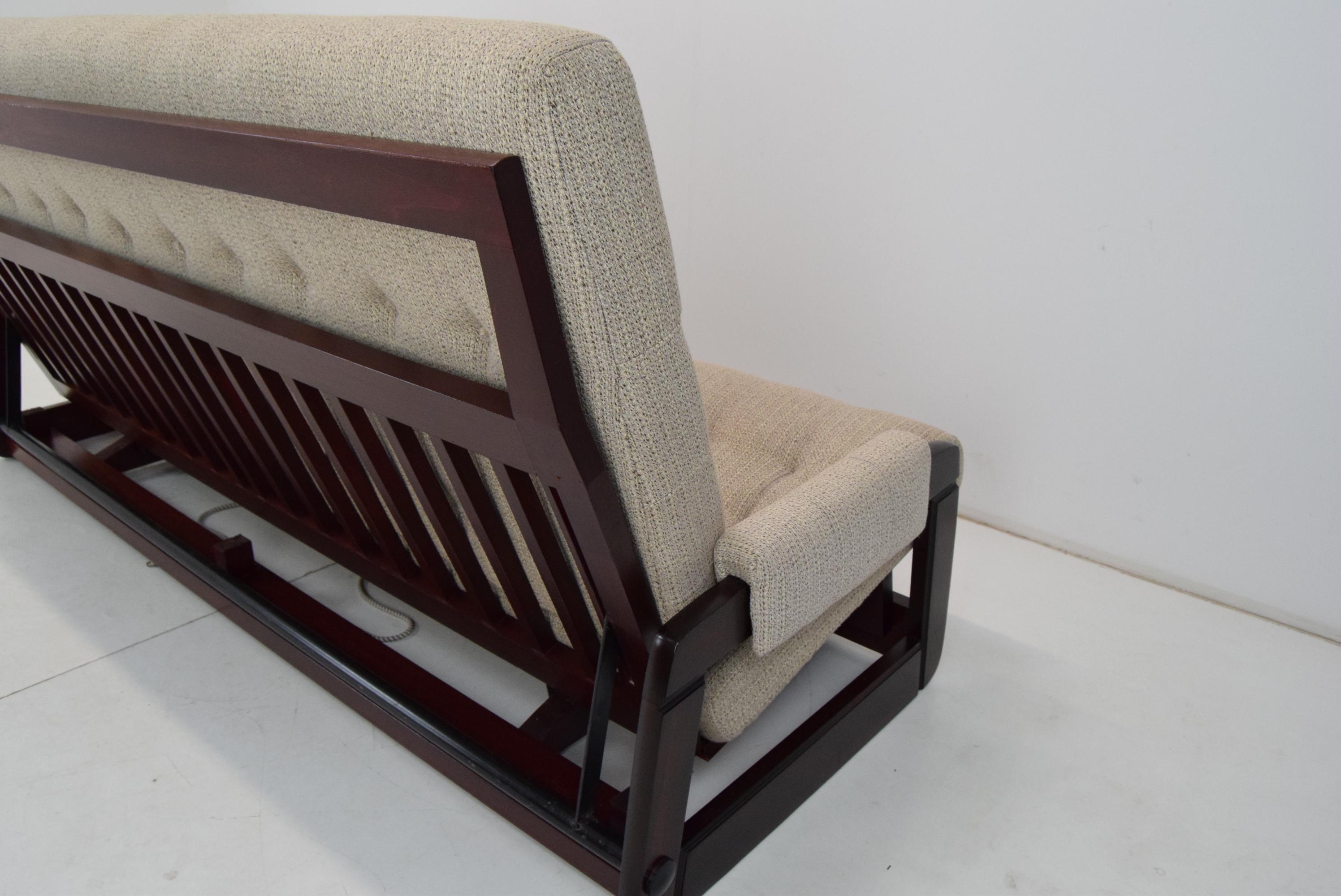 Mid-Century Three Seat Sofa or Daybed, 1980's For Sale 8