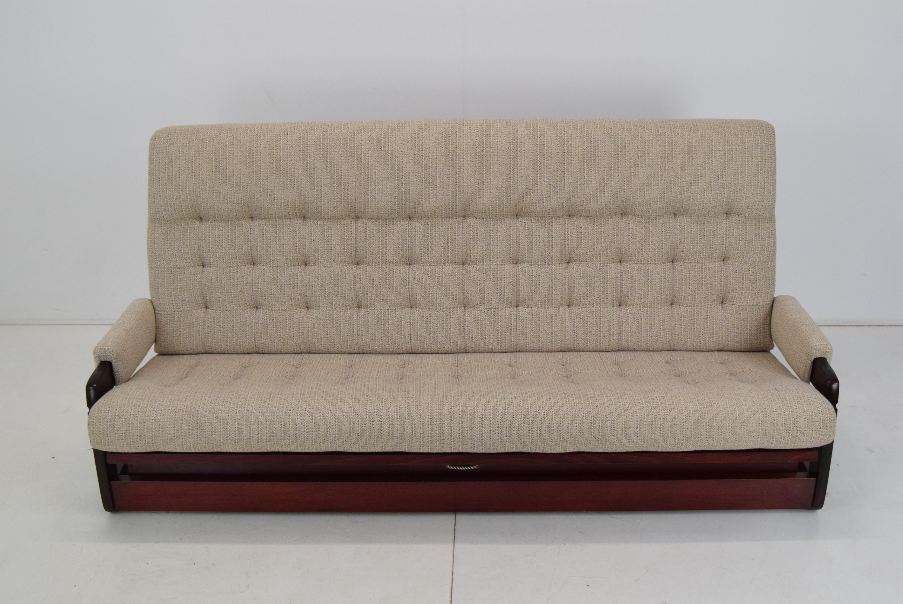 Czech Mid-Century Three Seat Sofa or Daybed, 1980's For Sale