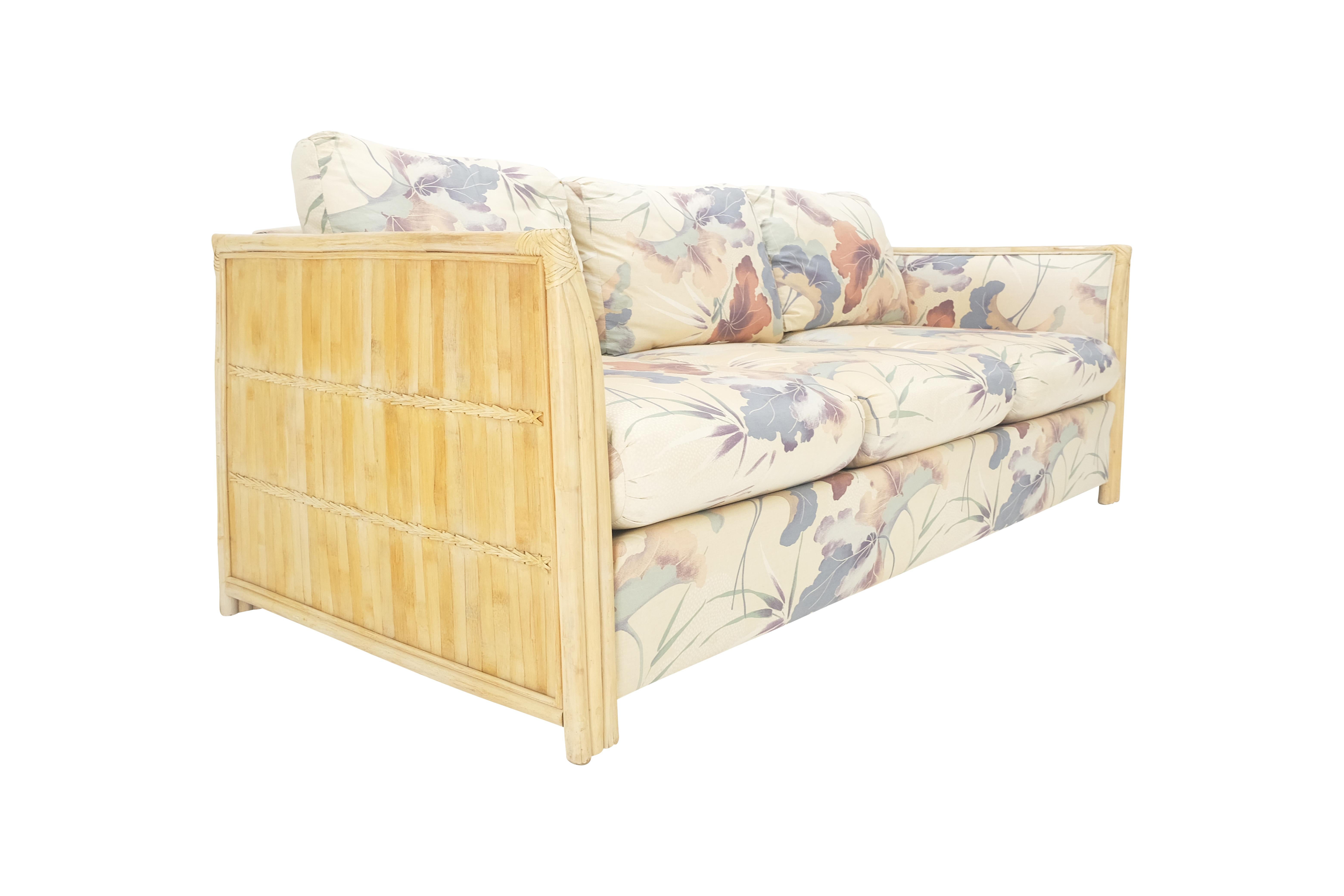 Mid Century Three Seater Bamboo Frame Flowered Upholstery Sofa Couch  For Sale 7