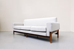 Mid-Century Modern White Three Seater Walnut Sofa by Sapiroti, Italy, 1960s