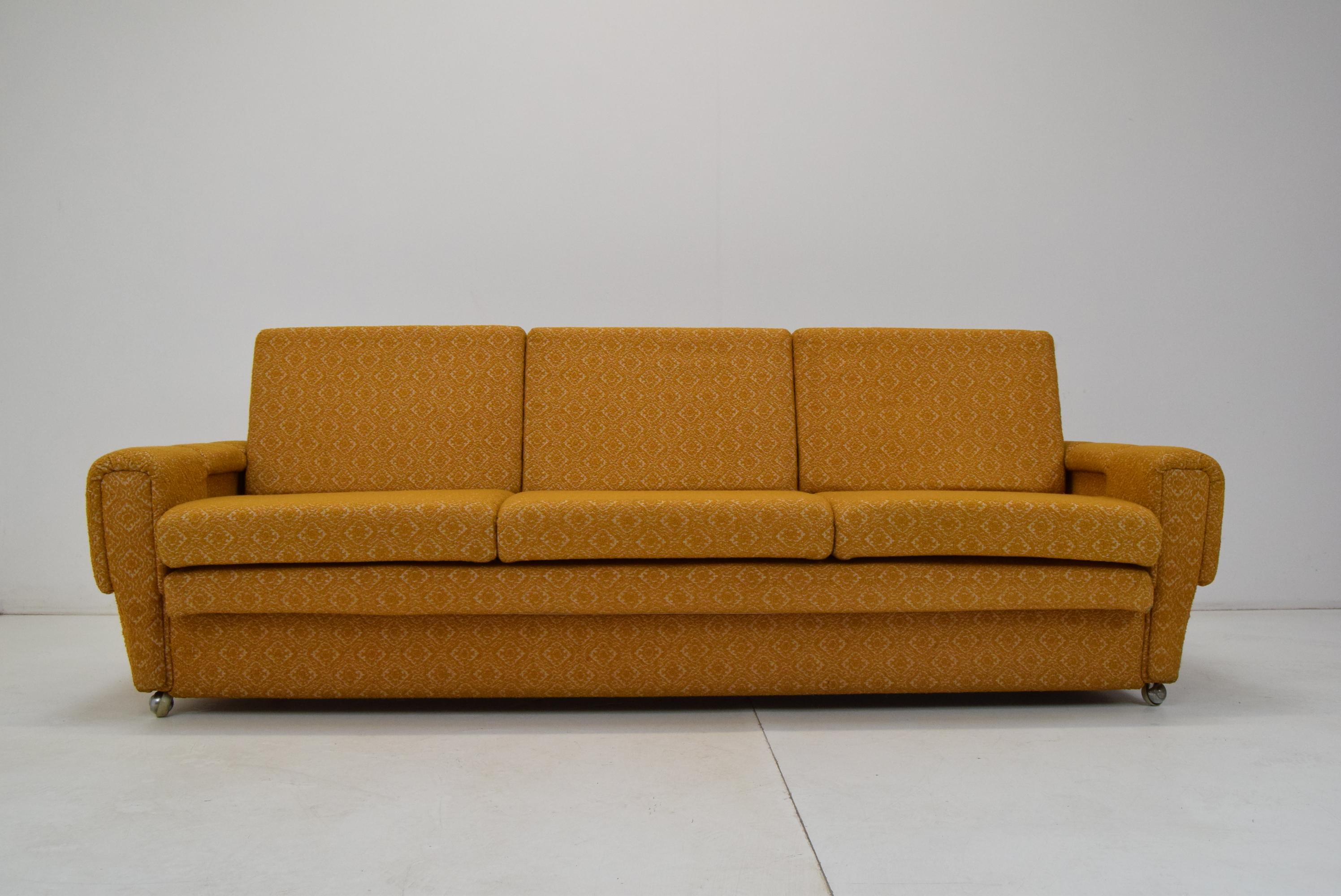 Mid-Century Modern Midcentury Three Sofa or Daybed, 1970s