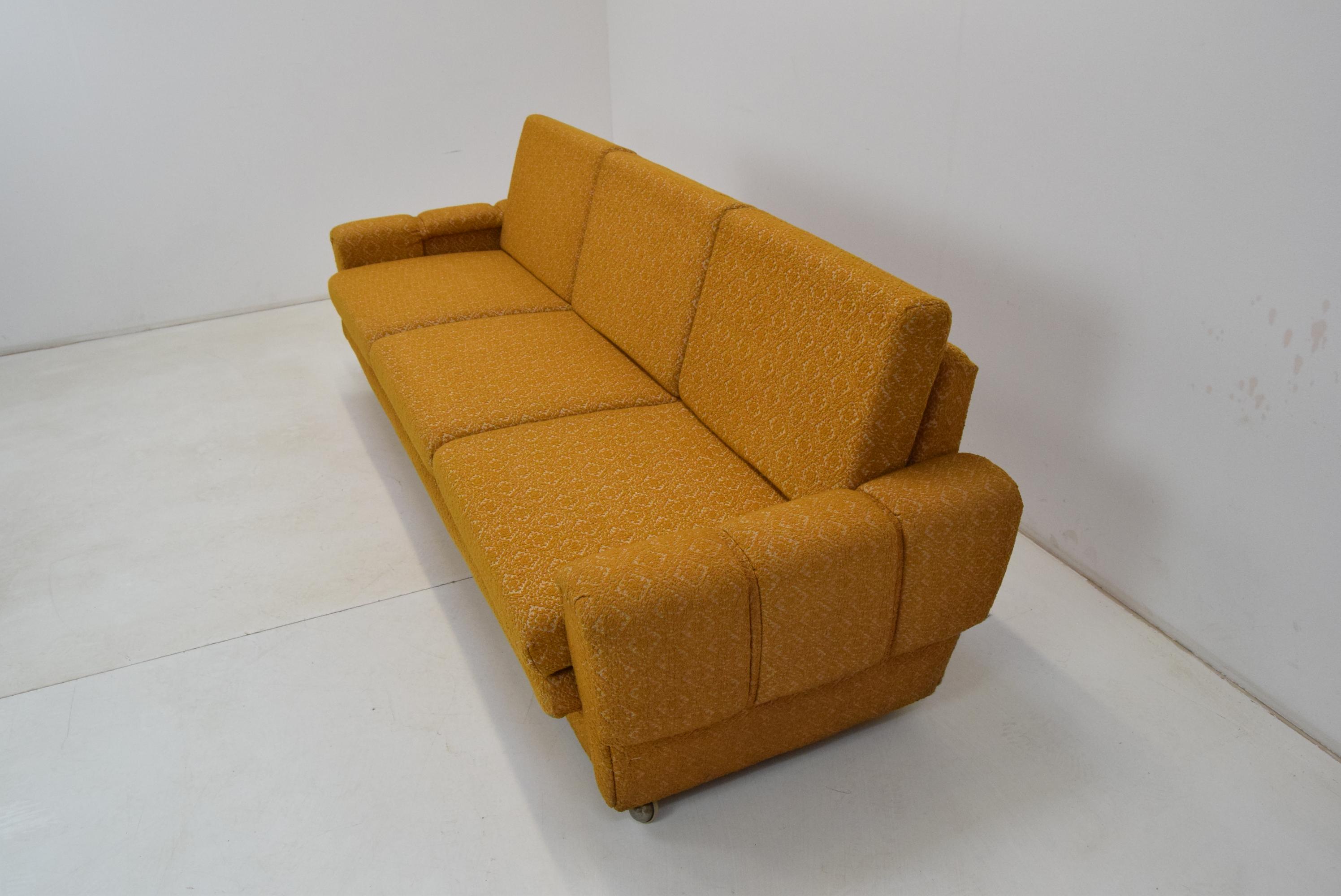 Czech Midcentury Three Sofa or Daybed, 1970s