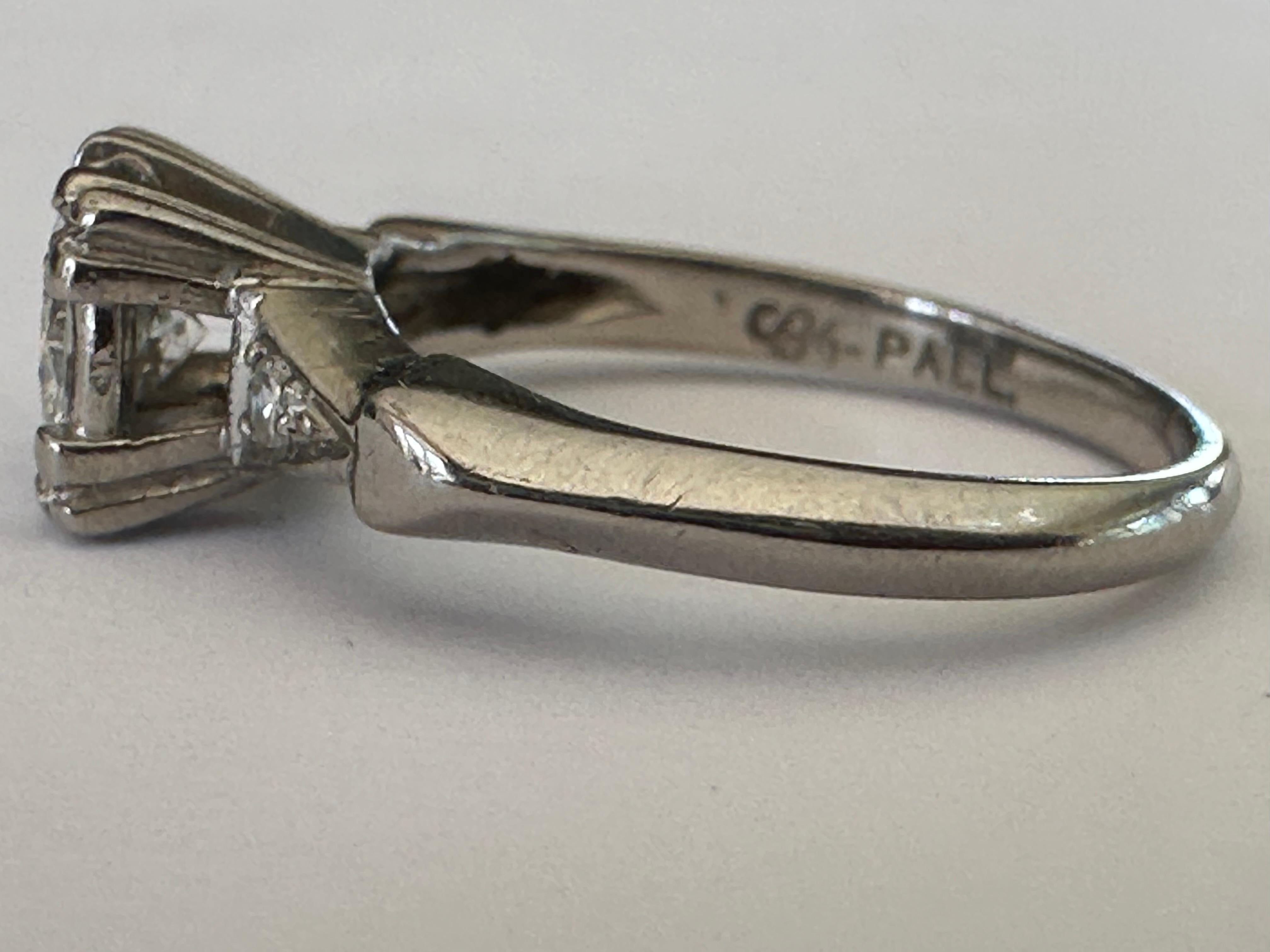 Retro Mid-Century Three-Stone Diamond Ring For Sale