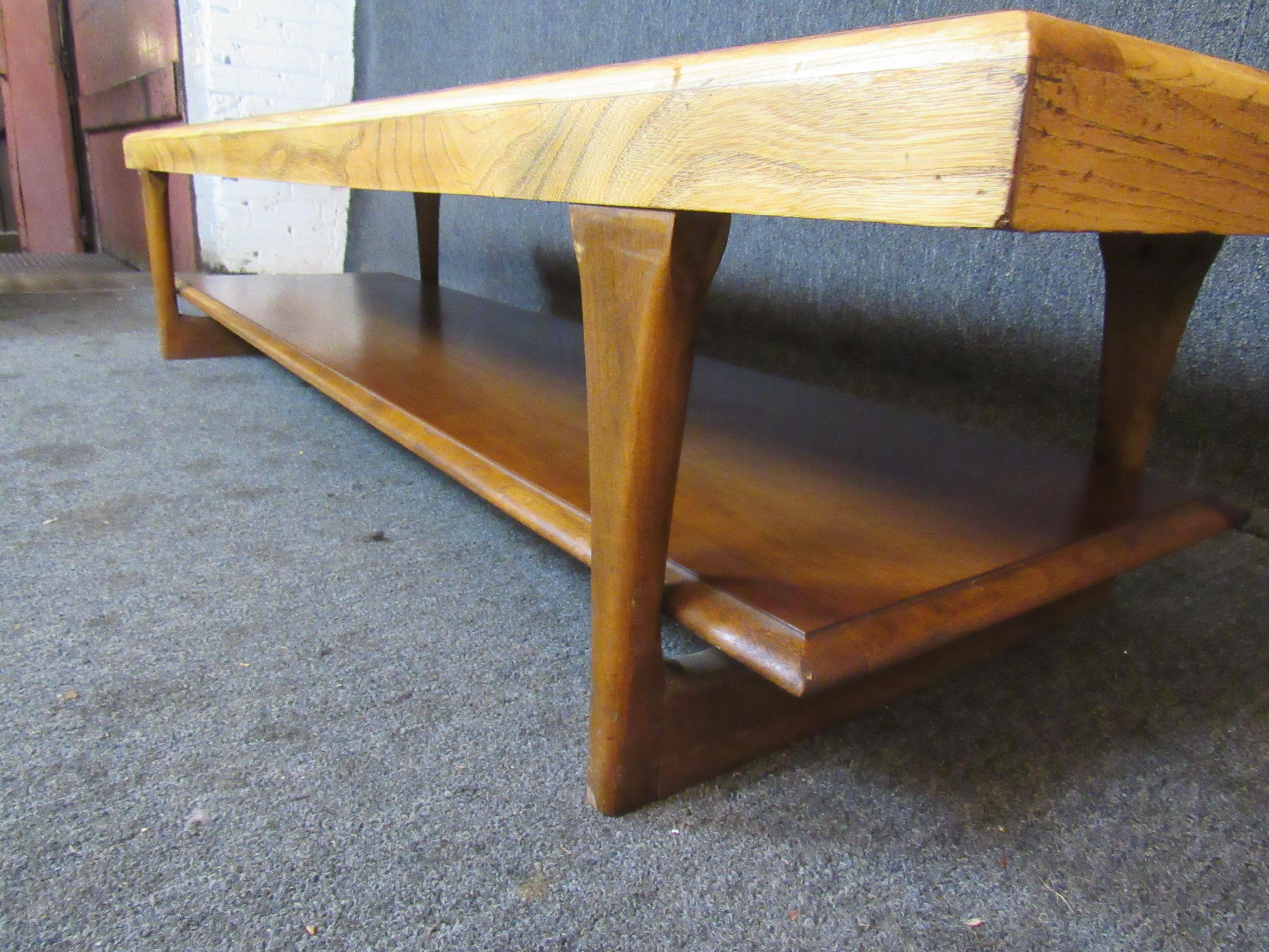 Mid-Century Modern Mid-Century Tiered Coffee Table by Lane Furniture For Sale