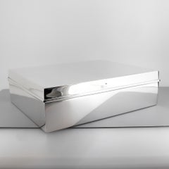 Tiffany & Co. Scatola da comò o da tavolo in argento massiccio