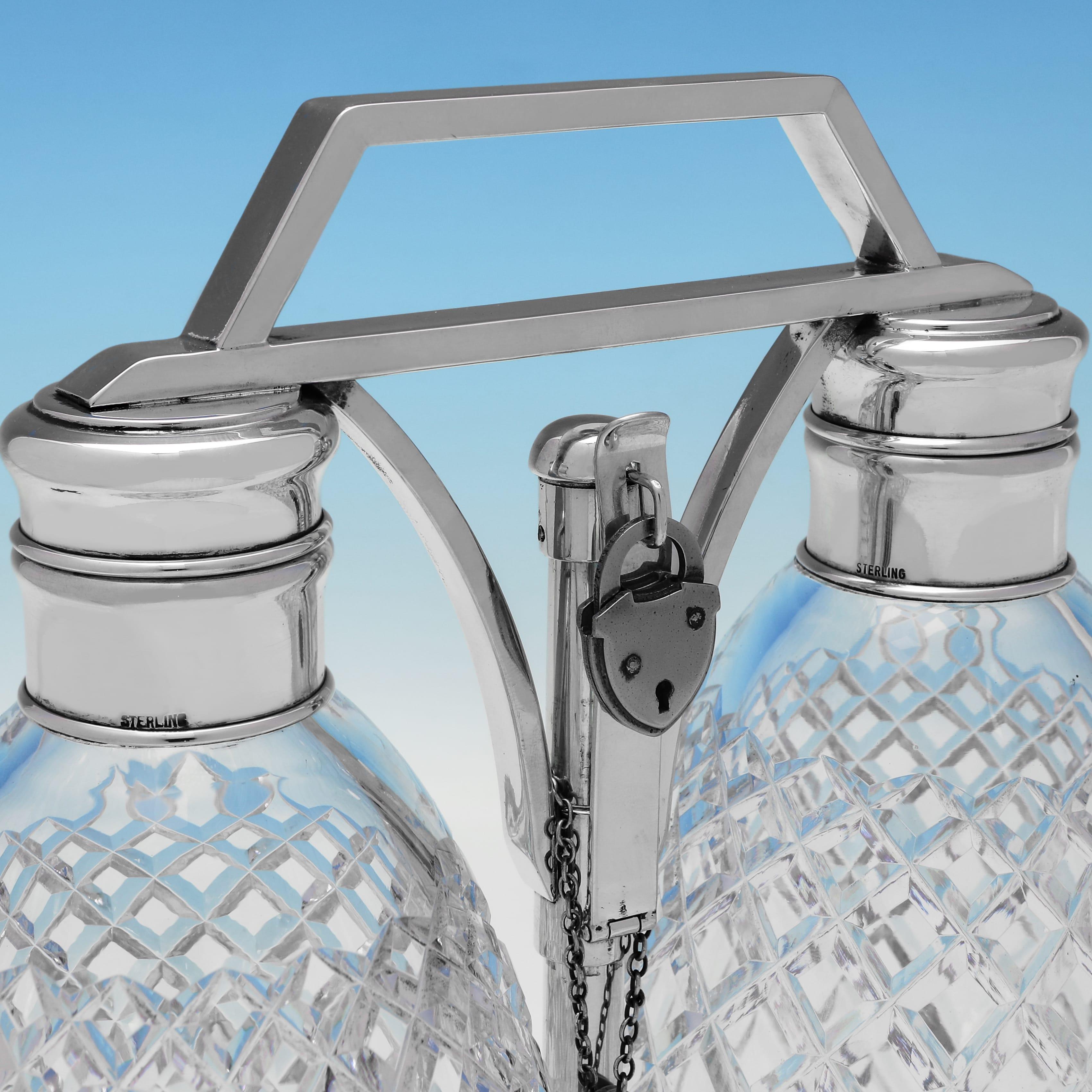 Tántalo de plata de ley Tiffany de mediados de siglo y cristal Hawkes Crystal mediados del siglo XX en venta