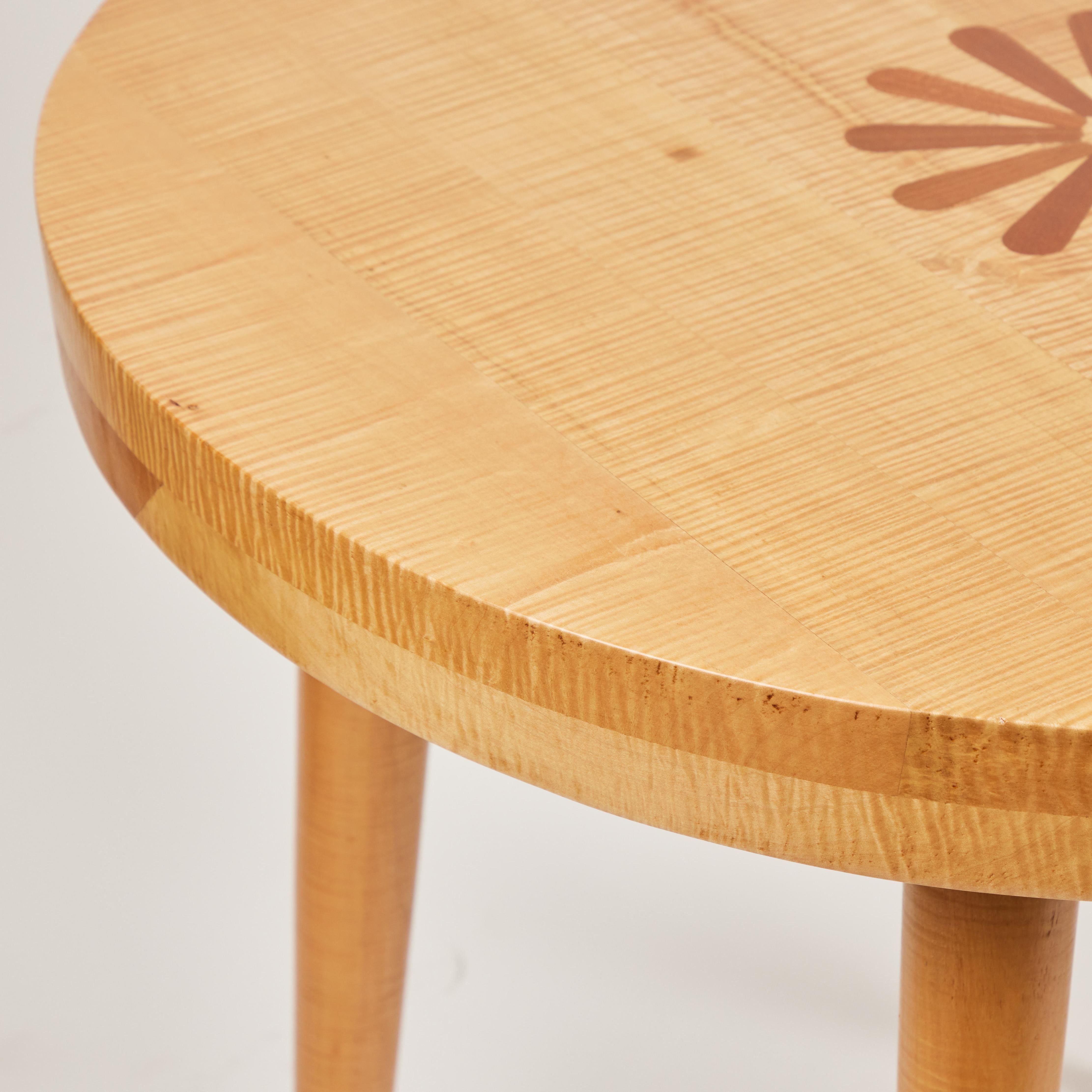 Midcentury Tiger Maple Round Side Table For Sale 3