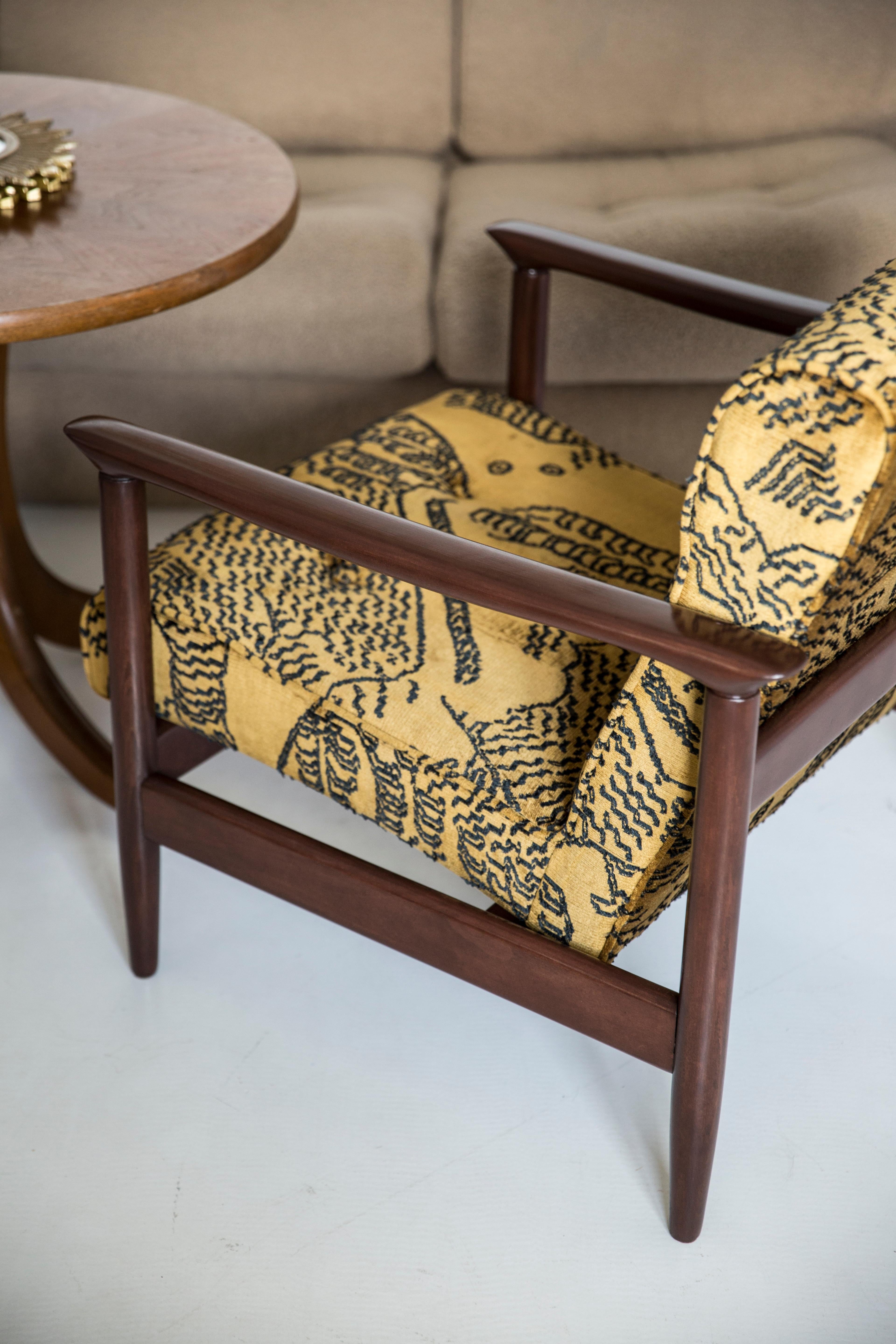 Mid Century Tiger Mountain Velvet Armchair, GFM 142, Edmund Homa, Europe, 1960s For Sale 5
