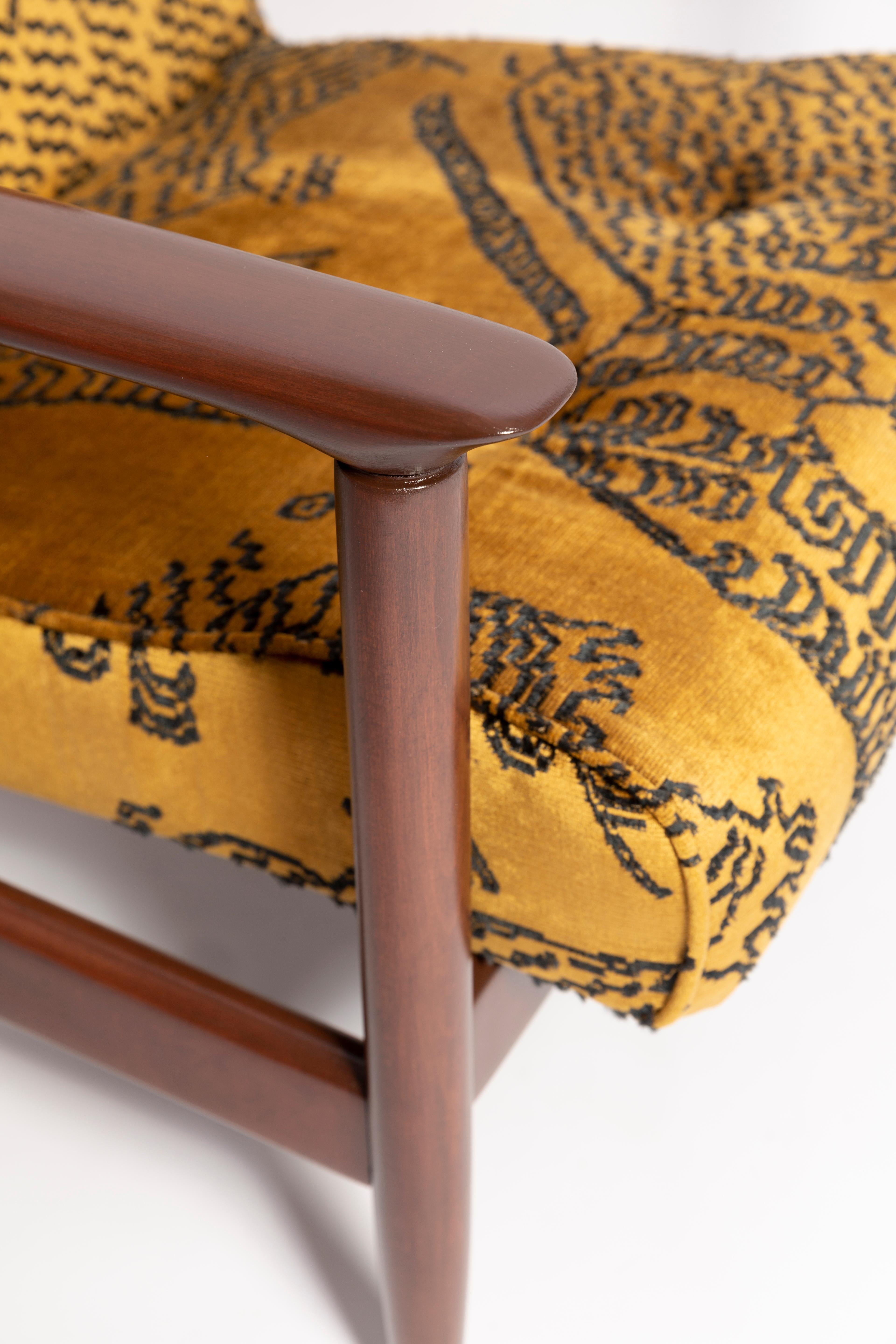 Polish Mid Century Tiger Mountain Velvet Armchair, GFM 142, Edmund Homa, Europe, 1960s For Sale