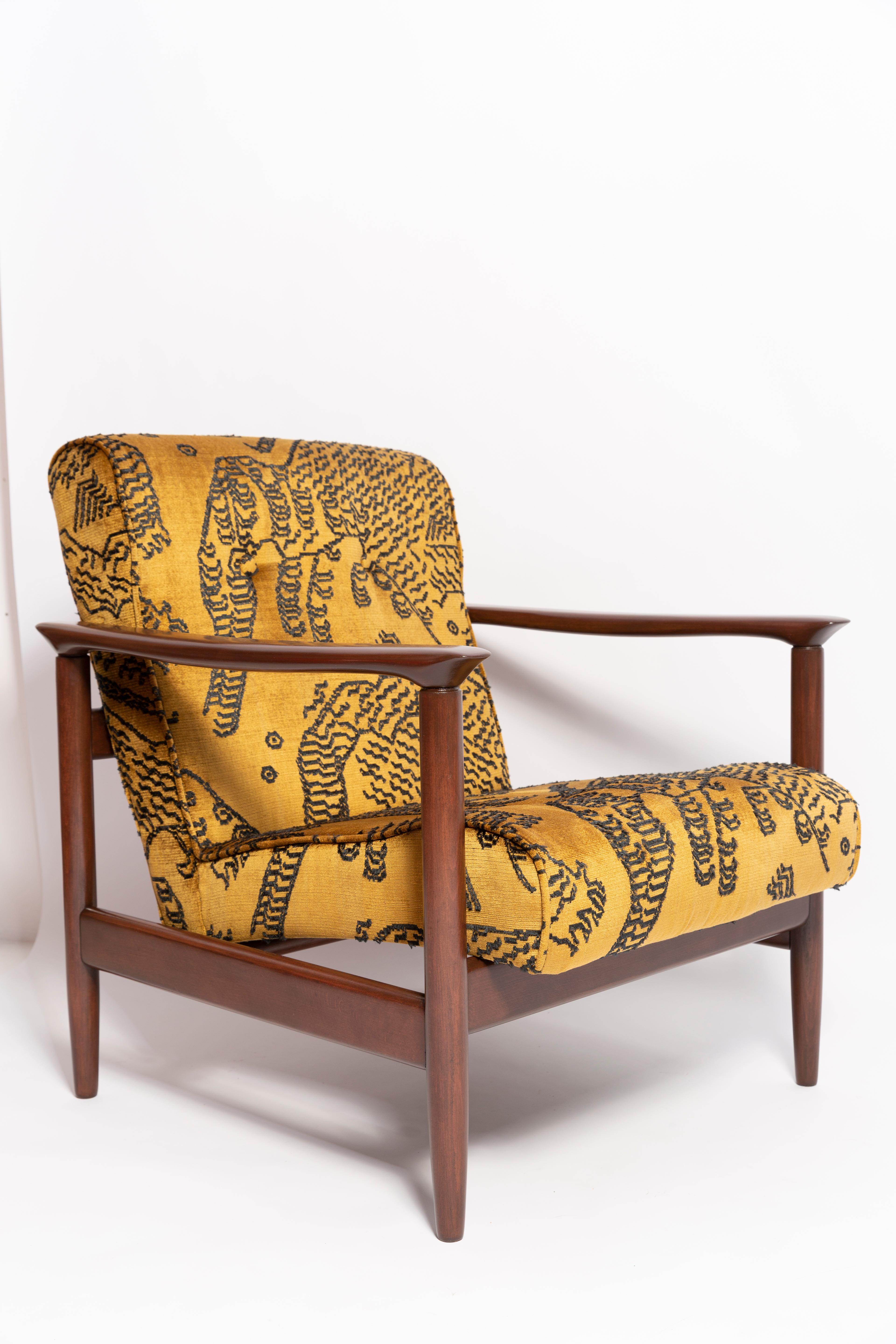 Hand-Crafted Midcentury Tiger Mountain Velvet Armchair, GFM 142, Edmund Homa, Europe, 1960s For Sale