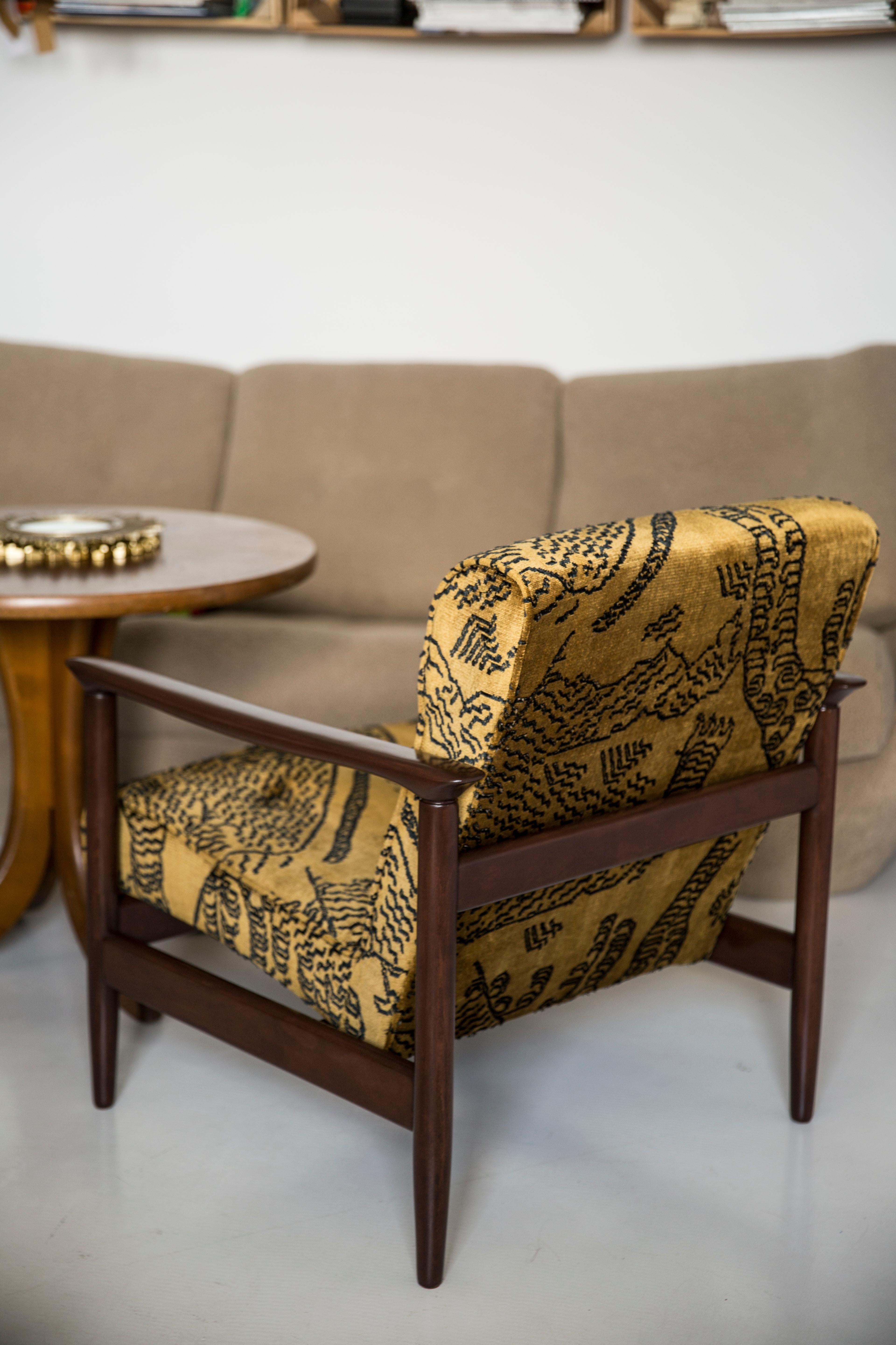 Mid-Century Modern Mid Century Tiger Velvet Armchair, GFM 142, Edmund Homa, Europe, 1960s For Sale