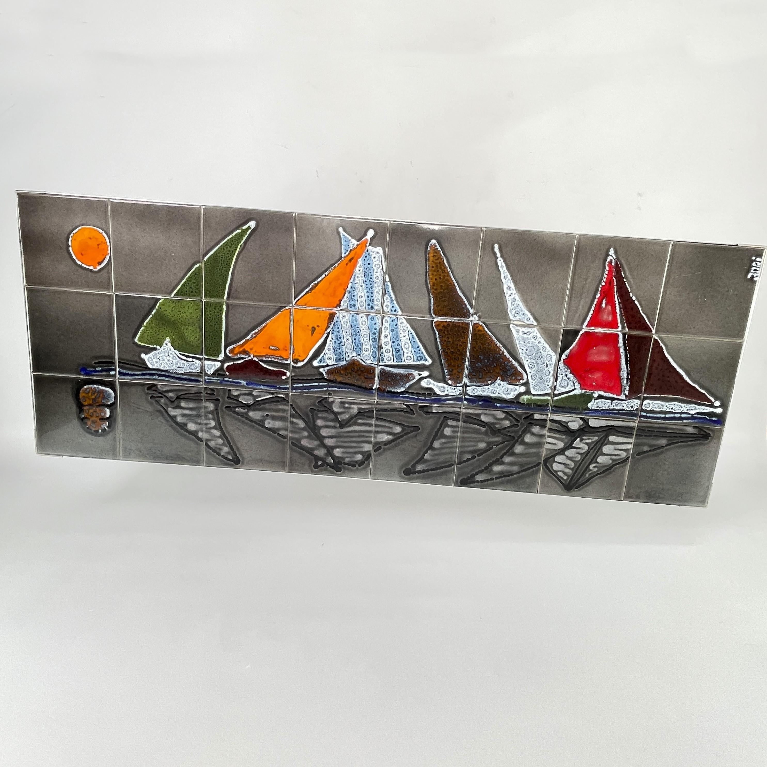 MID-Century tile coffee table signed Adri for Belarti

This beautiful coffee table is from the 60s. This table still impresses with its colourful motifs (sailing ships).

The cleaned item weights 20 kg / 44.09 lbs.
