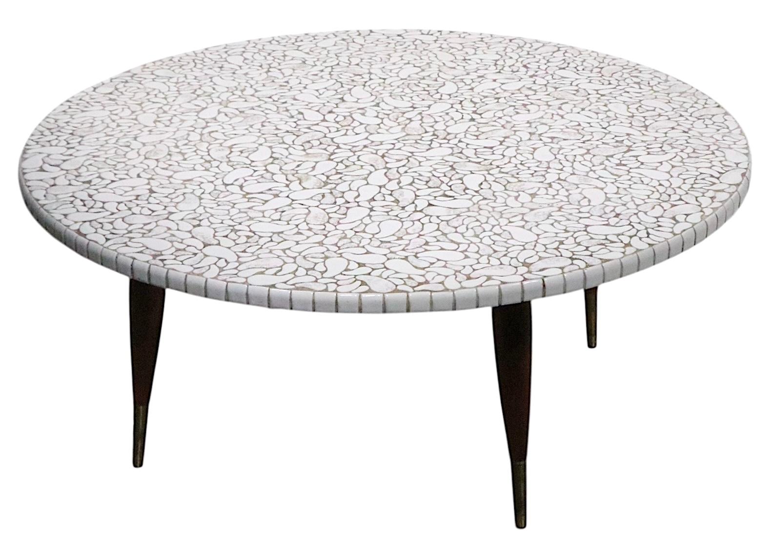 Table basse du milieu du siècle fabriquée au Japon vers les années 1950/60 en vente 7