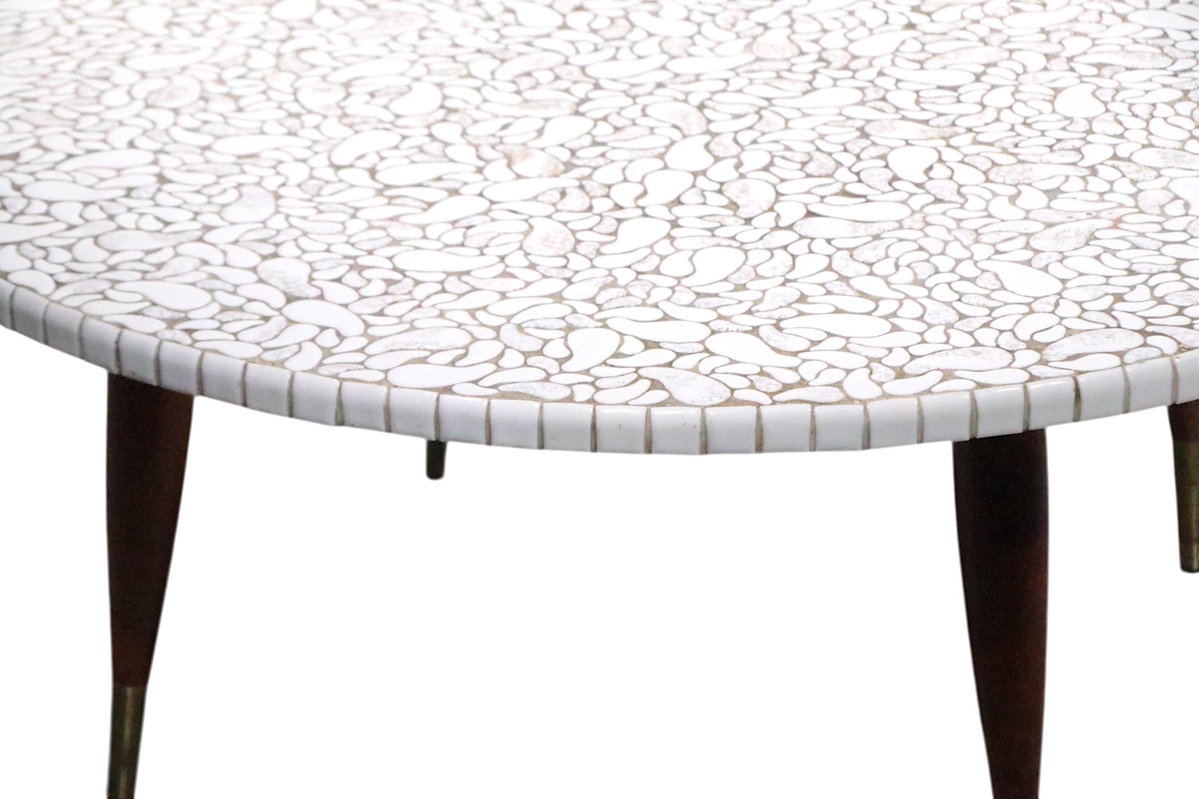 Table basse du milieu du siècle fabriquée au Japon vers les années 1950/60 Bon état - En vente à New York, NY