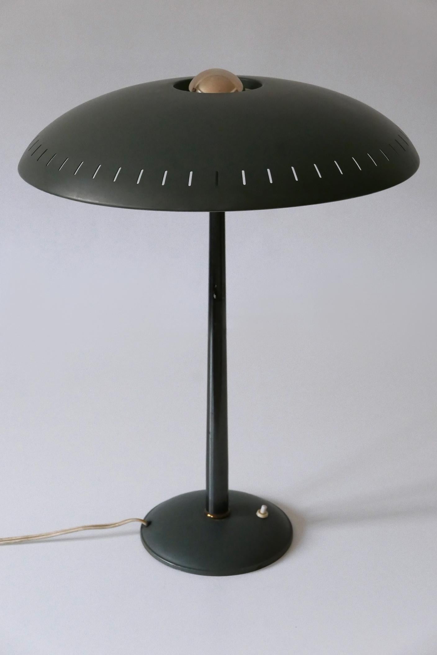 Mid-Century Timor Table Lamp or Desk Light by Louis Kalff for Philips 1950s For Sale 3