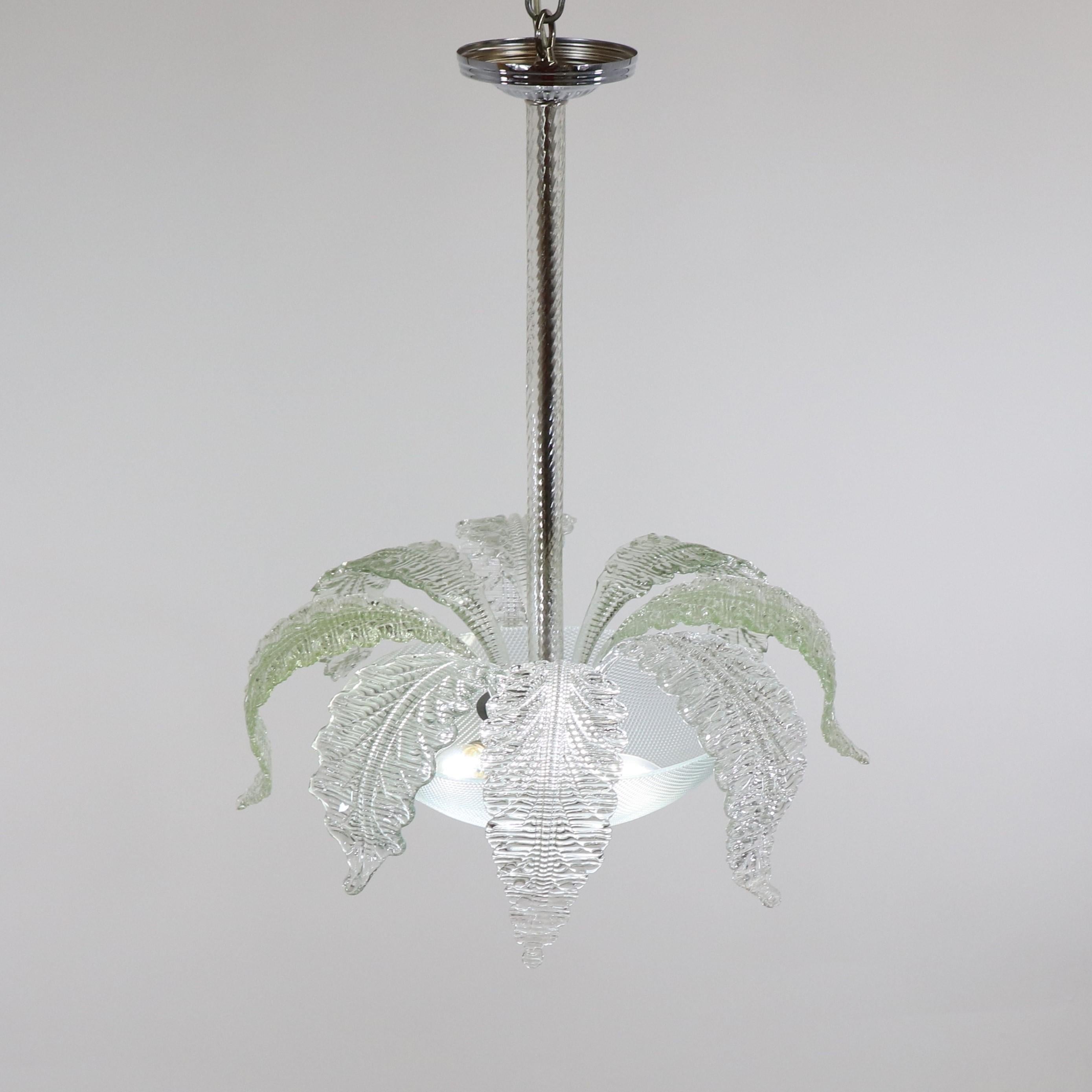 Mid-Century moderno Lampada a sospensione di Murano a sfumatura verde di metà secolo nello stile di Barovier & in vendita