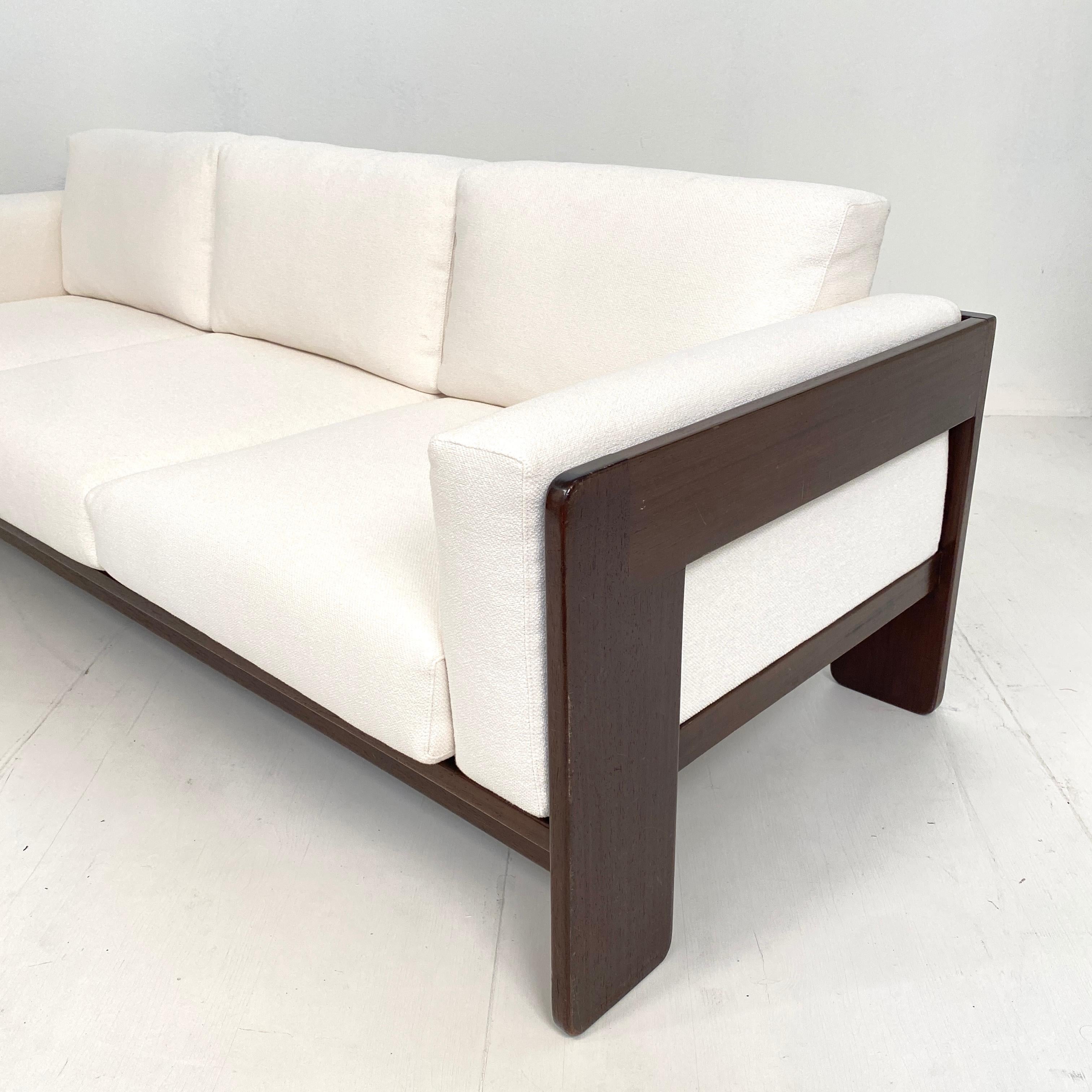 Mid Century Tobia Scarpa Bastiano Three-Seat Sofa for Knoll White Boucle, 1970s 3