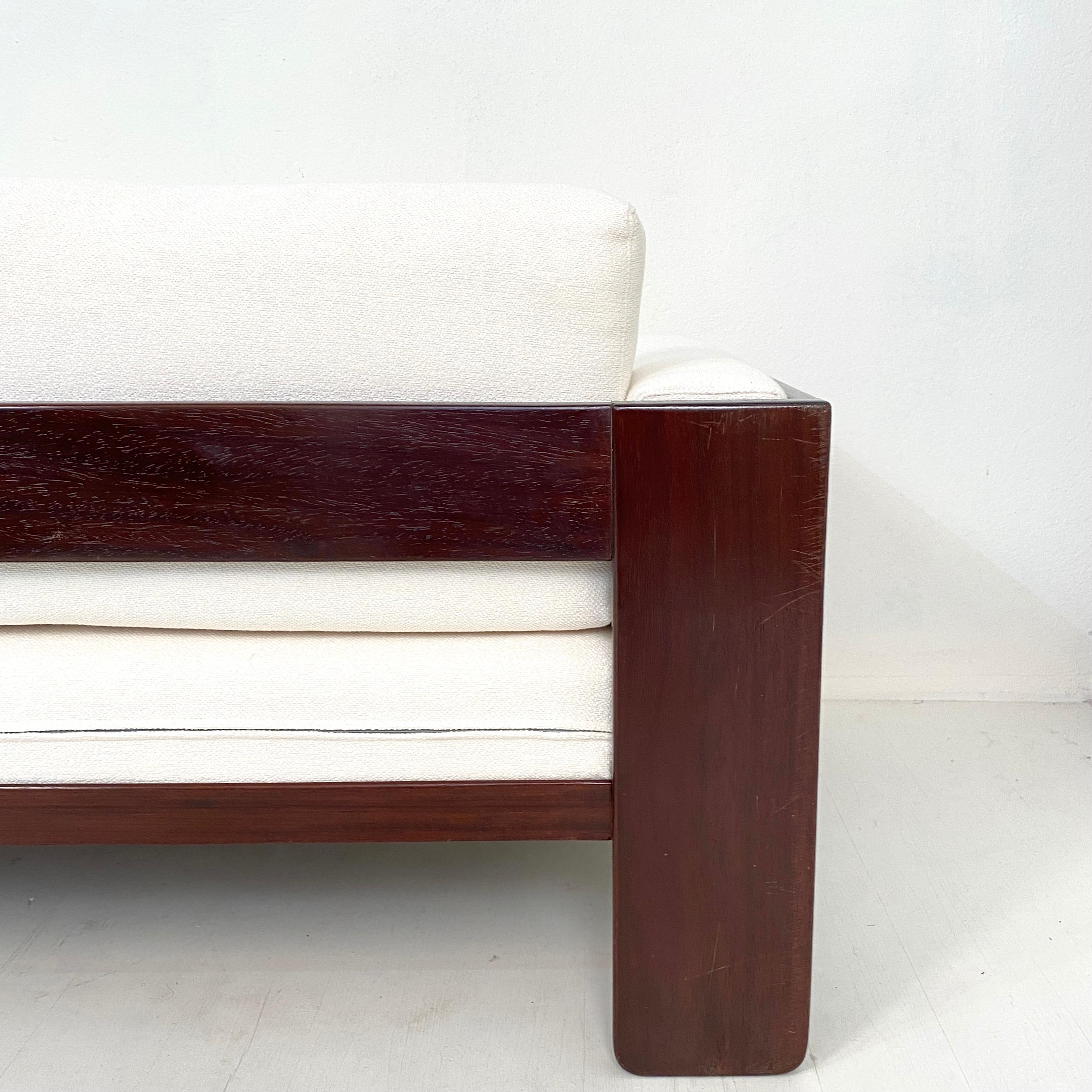 Mid Century Tobia Scarpa Bastiano Three-Seat Sofa for Knoll White Boucle, 1970s 10